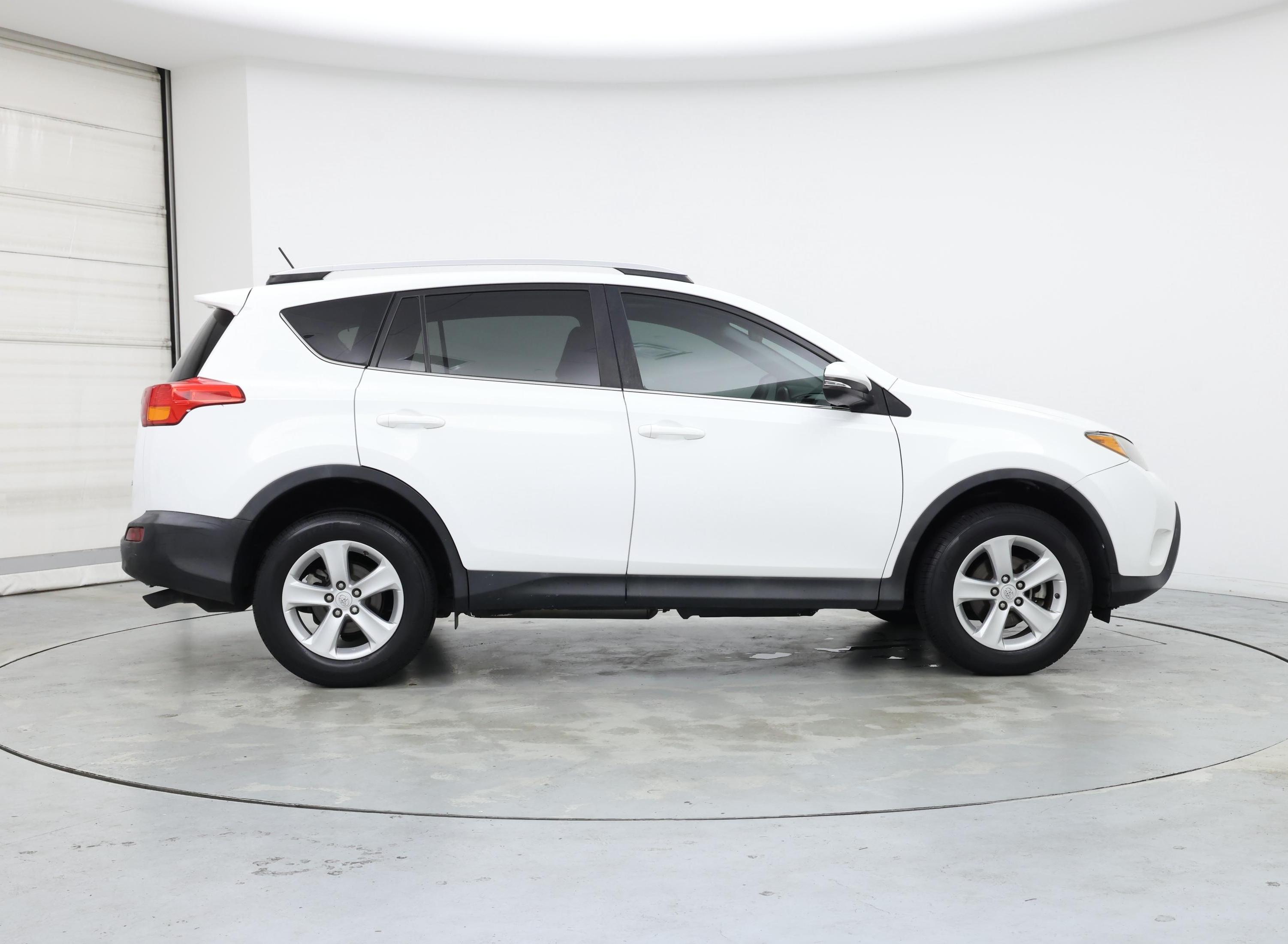 Thumbnail: 2014 Toyota RAV4 - 7