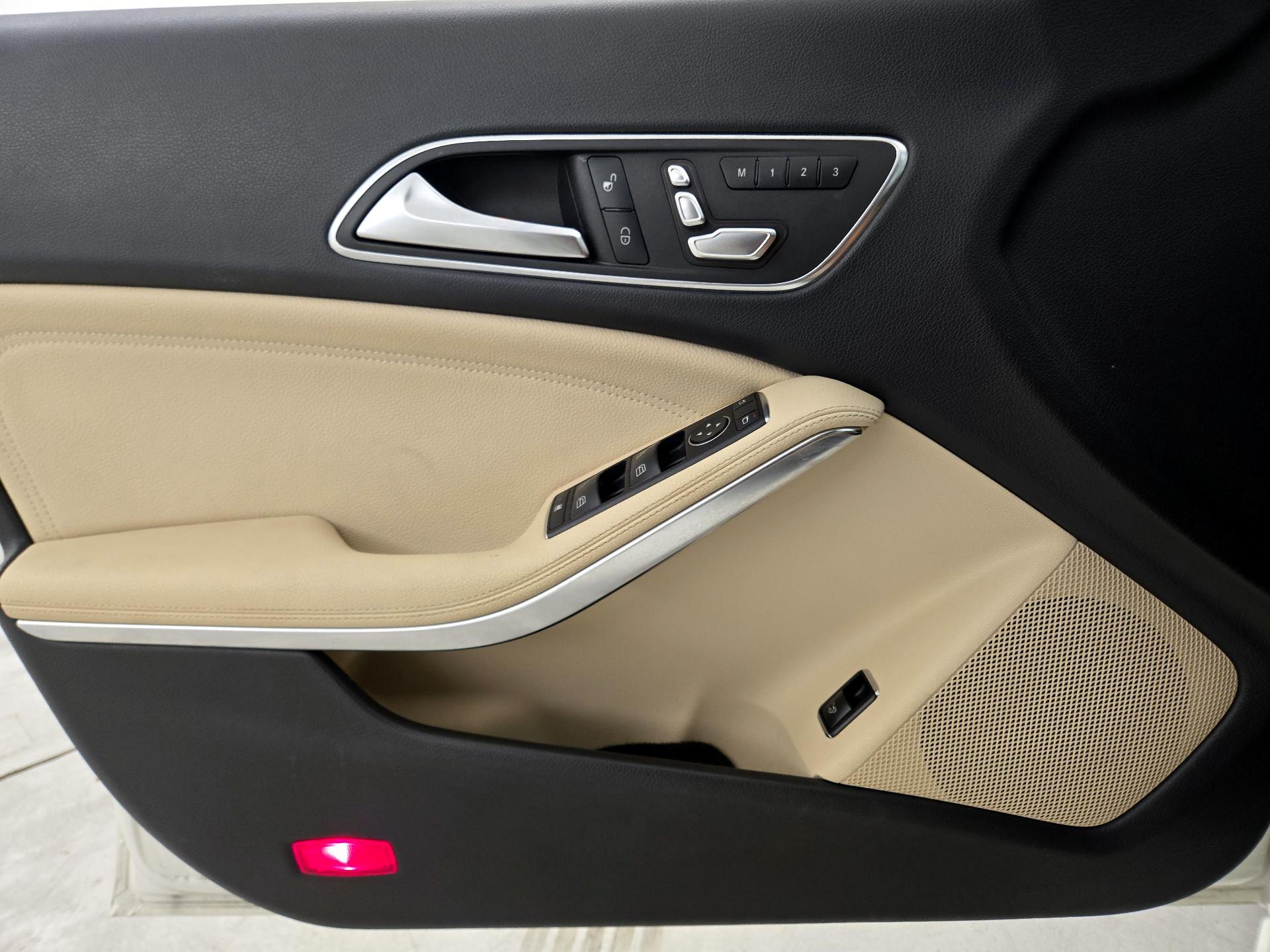 Thumbnail: 2018 Mercedes-Benz CLA - 12