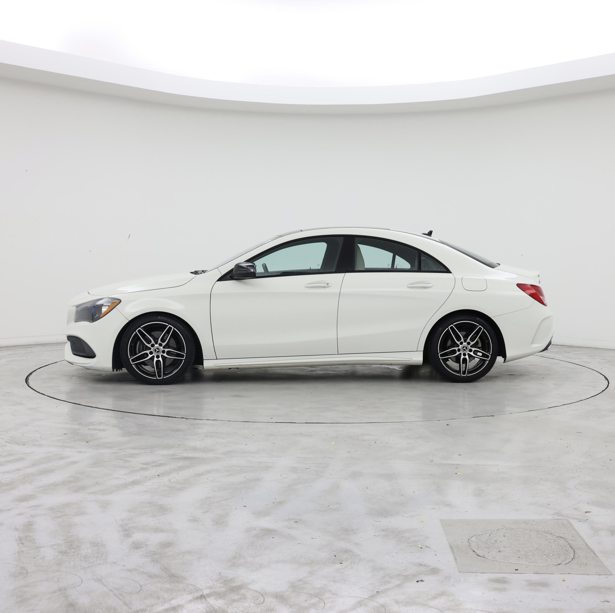 Thumbnail: 2018 Mercedes-Benz CLA - 3