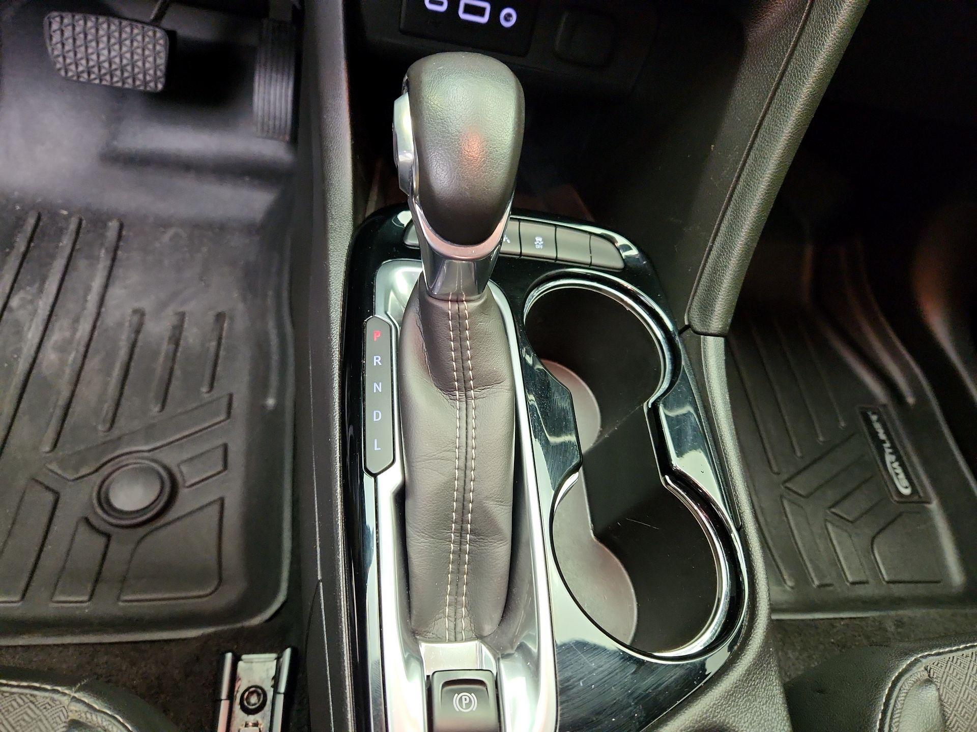 Thumbnail: 2021 Buick Encore GX - 17