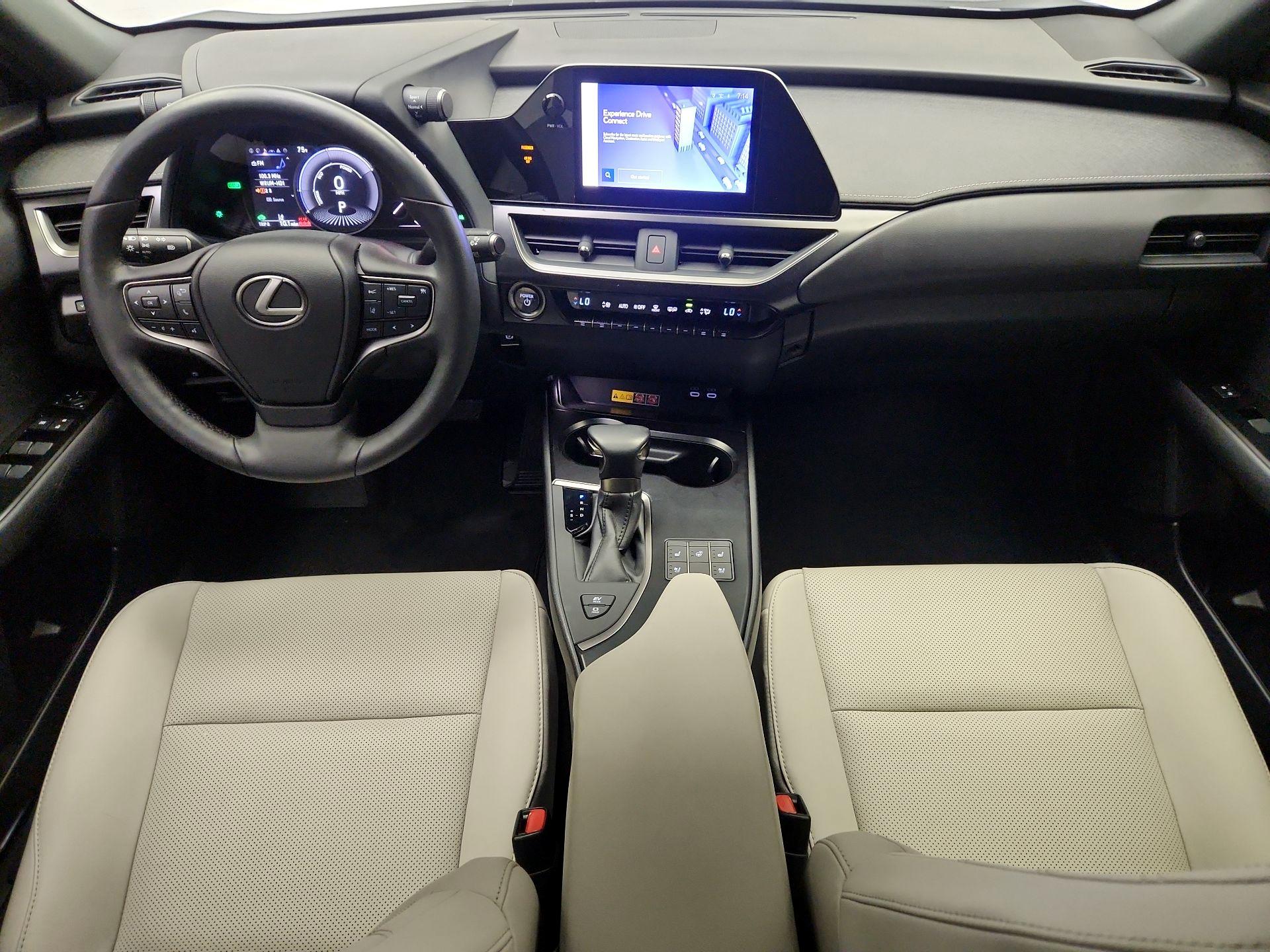 Thumbnail: 2024 Lexus UX - 9