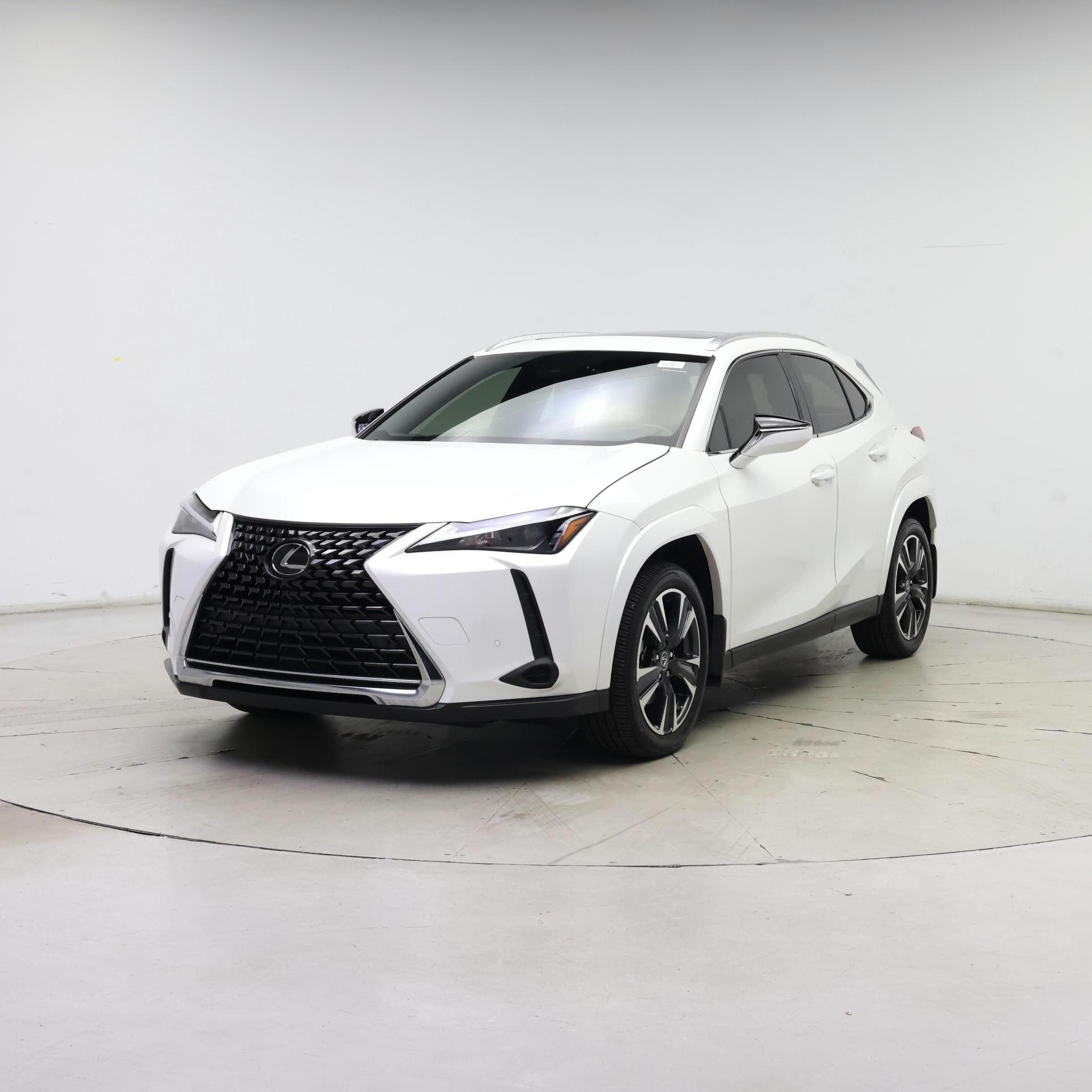 Thumbnail: 2024 Lexus UX - 4
