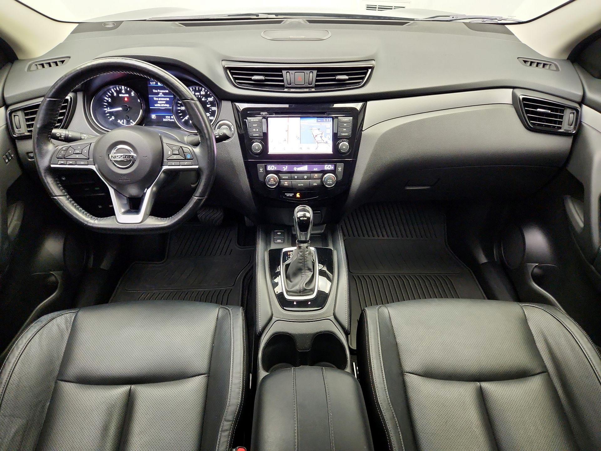 Thumbnail: 2020 Nissan Rogue Sport - 9