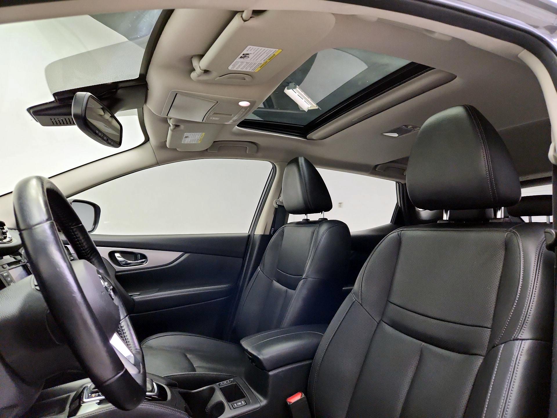 Thumbnail: 2020 Nissan Rogue Sport - 20