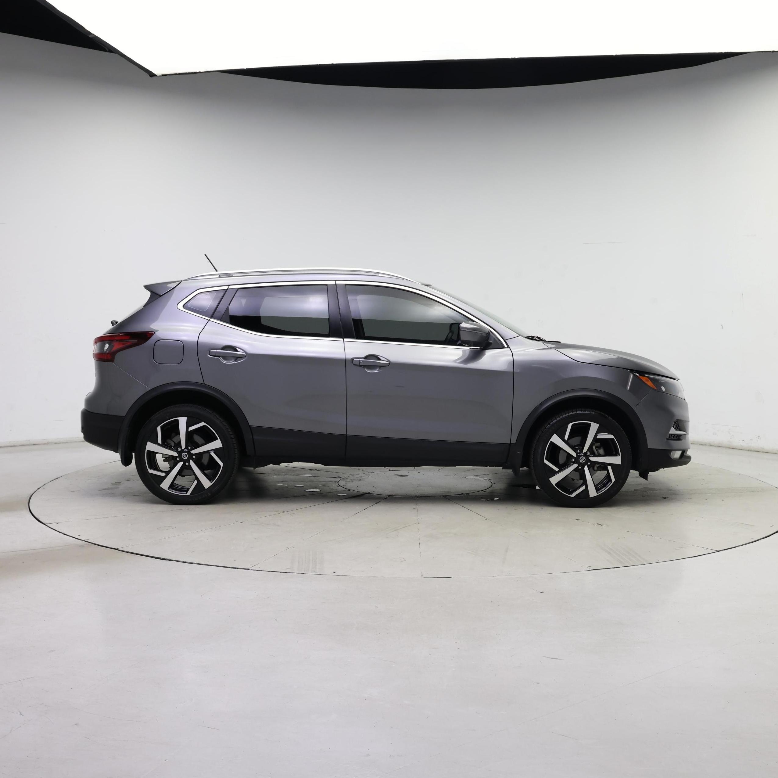 Thumbnail: 2020 Nissan Rogue Sport - 7
