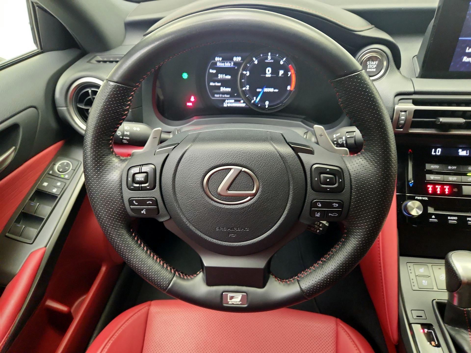 Thumbnail: 2022 Lexus IS - 10