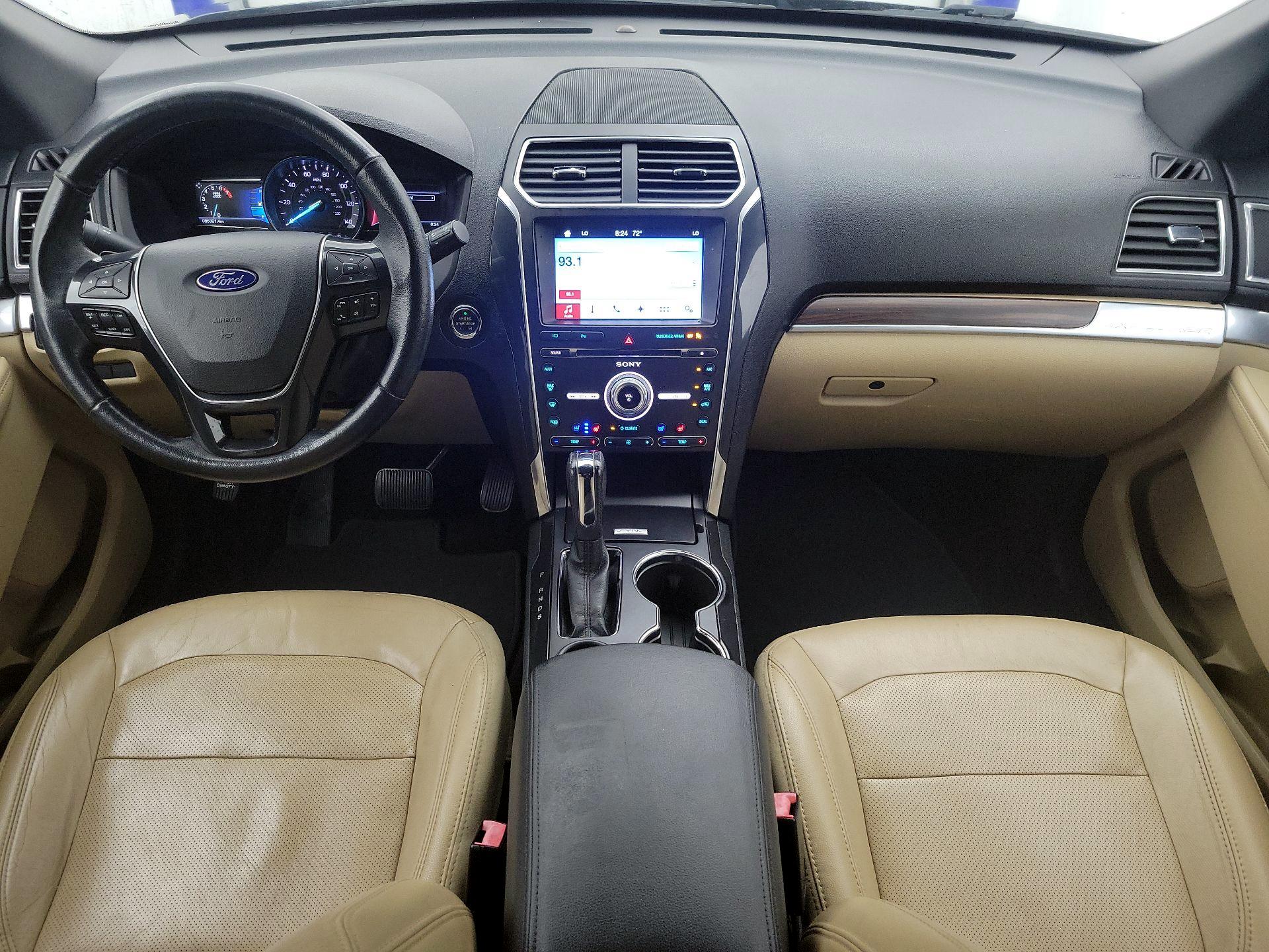 Thumbnail: 2017 Ford Explorer - 9