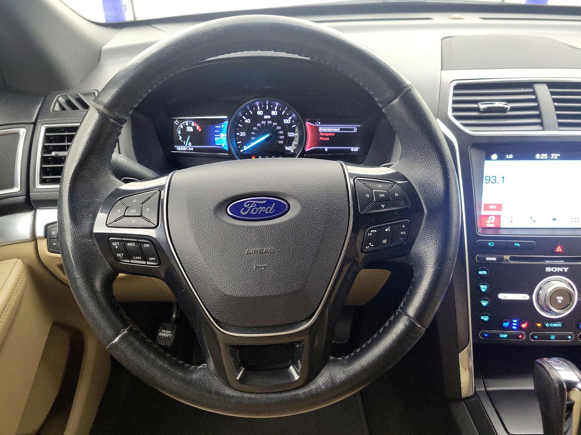 Thumbnail: 2017 Ford Explorer - 10