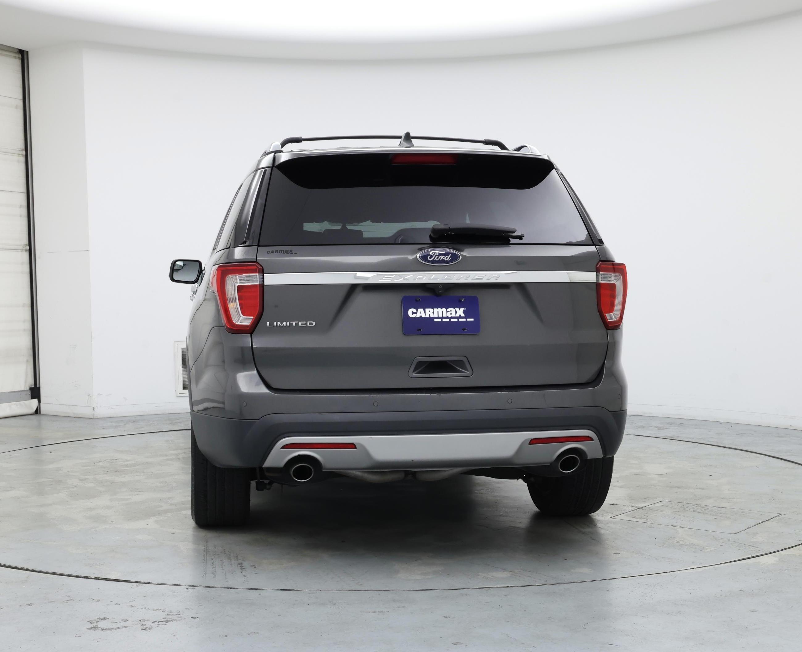 Thumbnail: 2017 Ford Explorer - 6