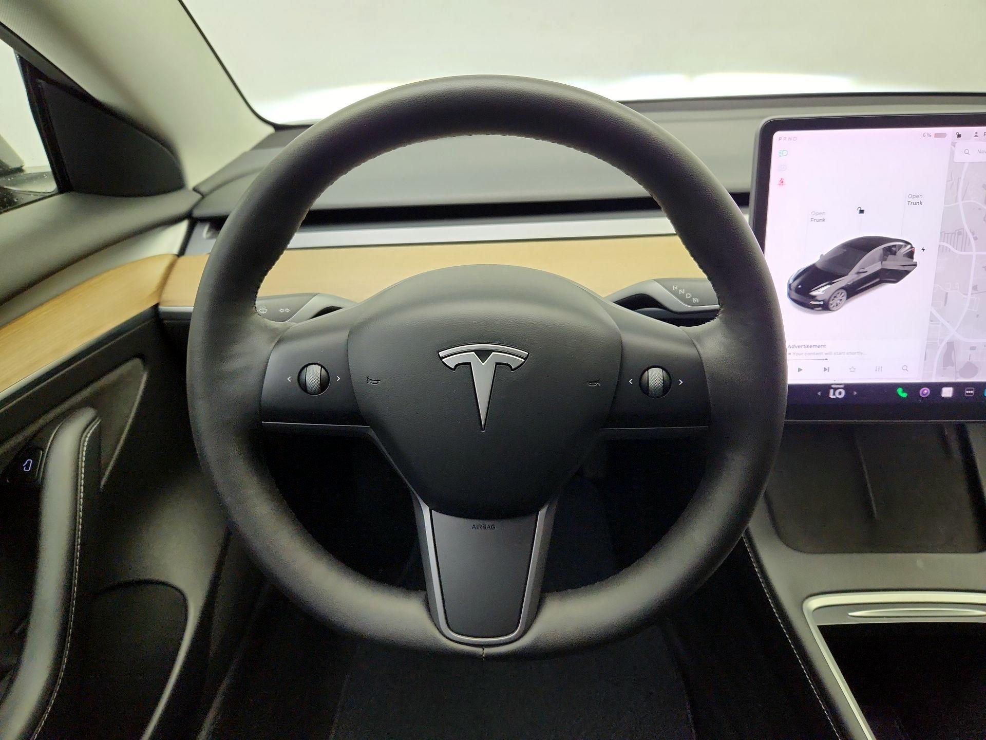 Thumbnail: 2021 Tesla Model 3 - 10
