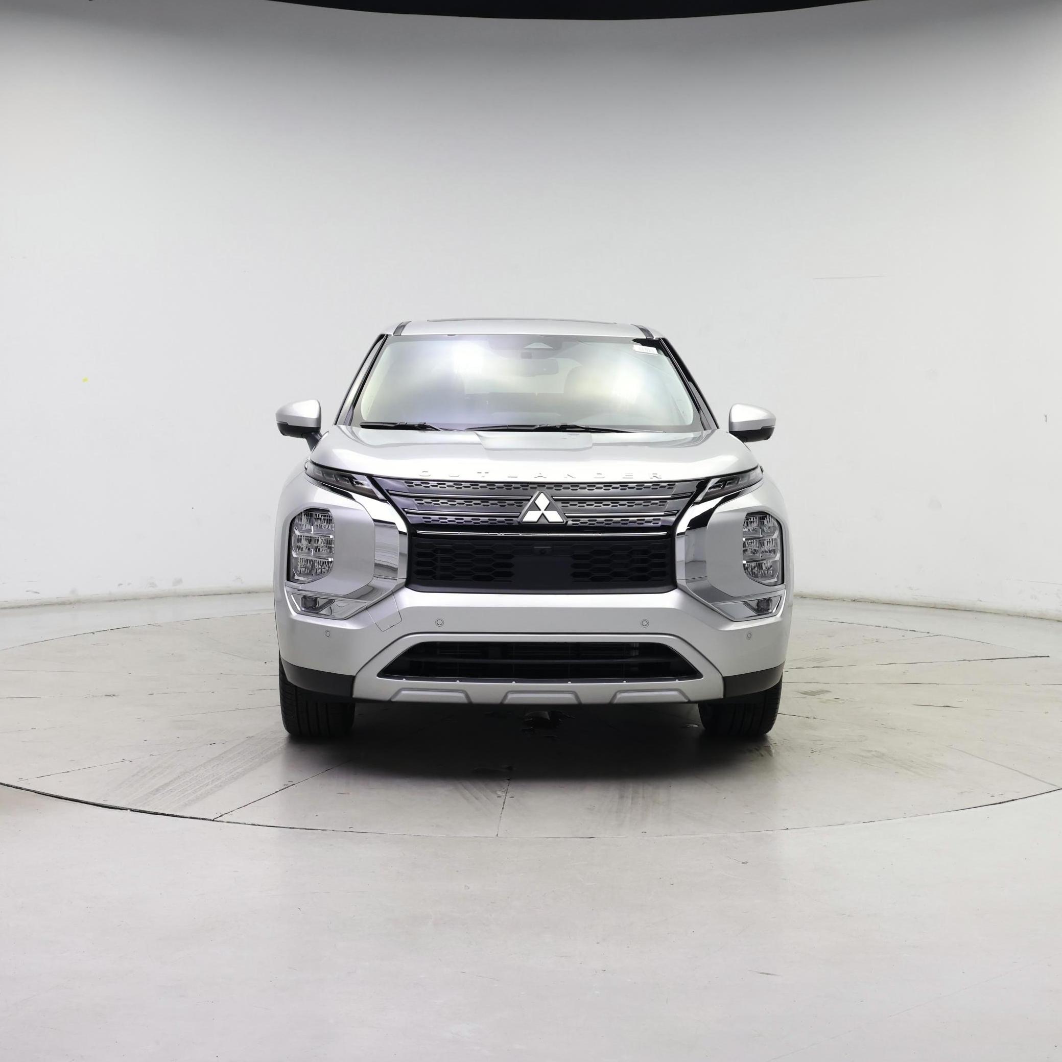 Thumbnail: 2024 Mitsubishi Outlander - 5