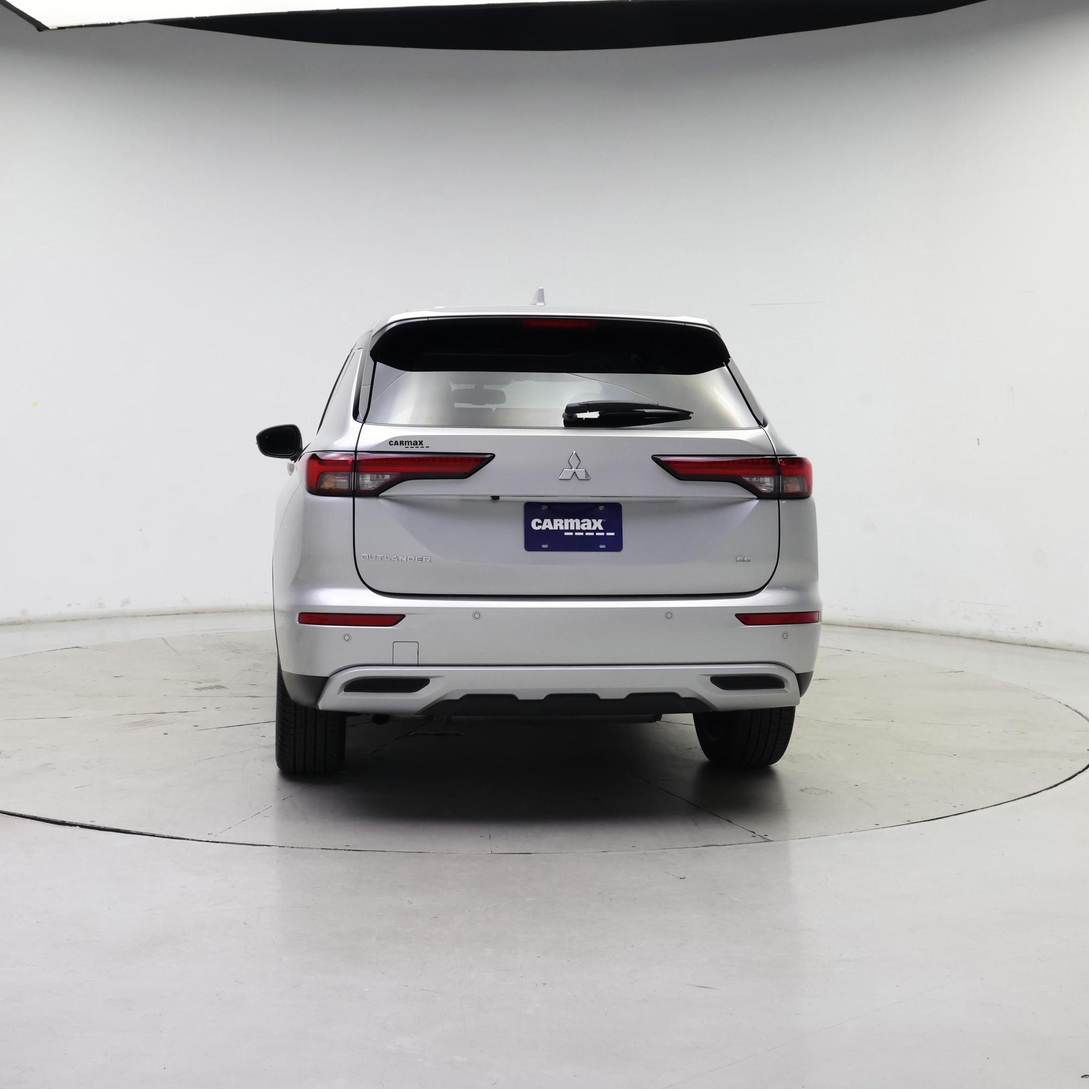 Thumbnail: 2024 Mitsubishi Outlander - 6