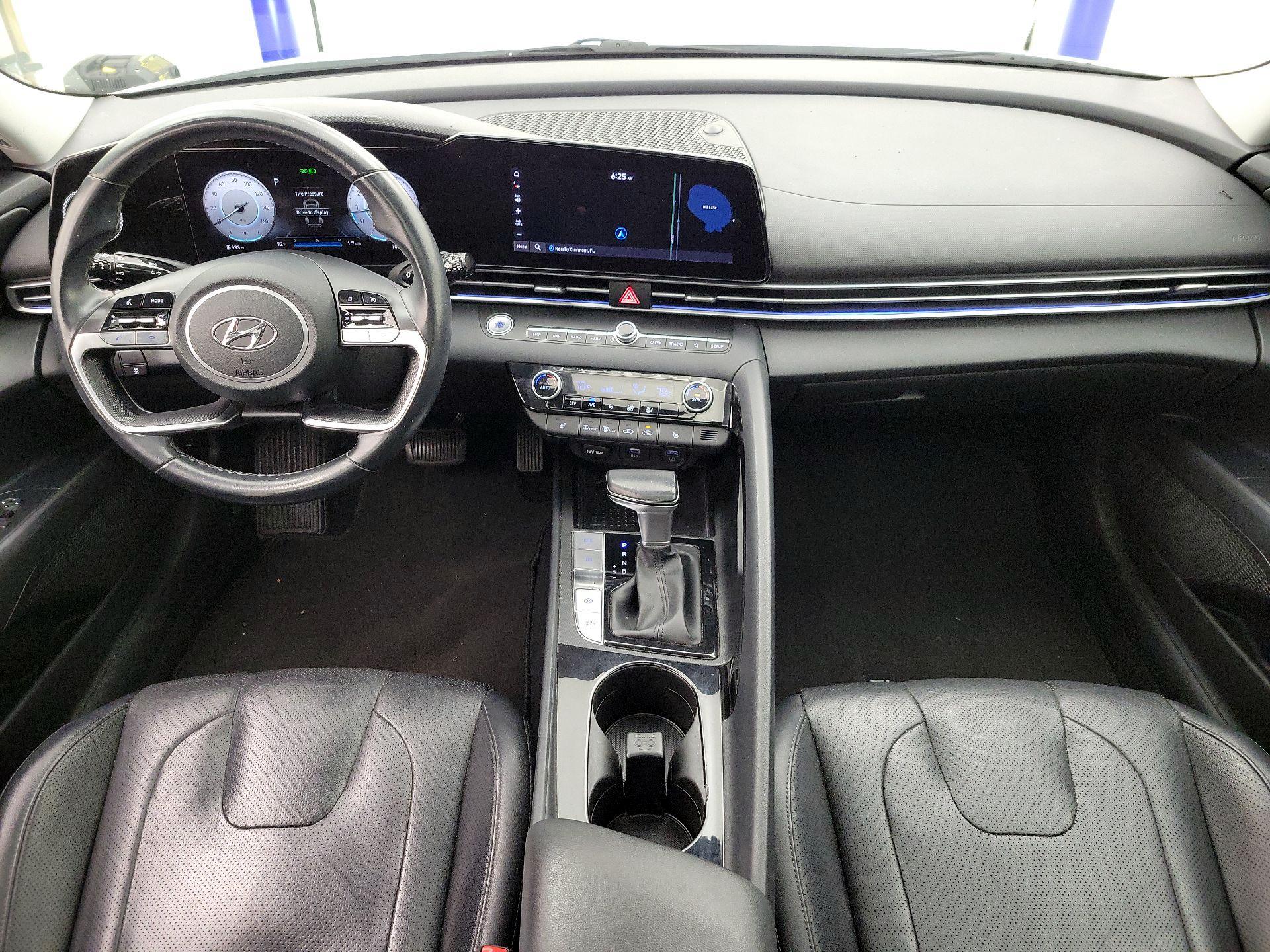 Thumbnail: 2022 Hyundai Elantra - 9