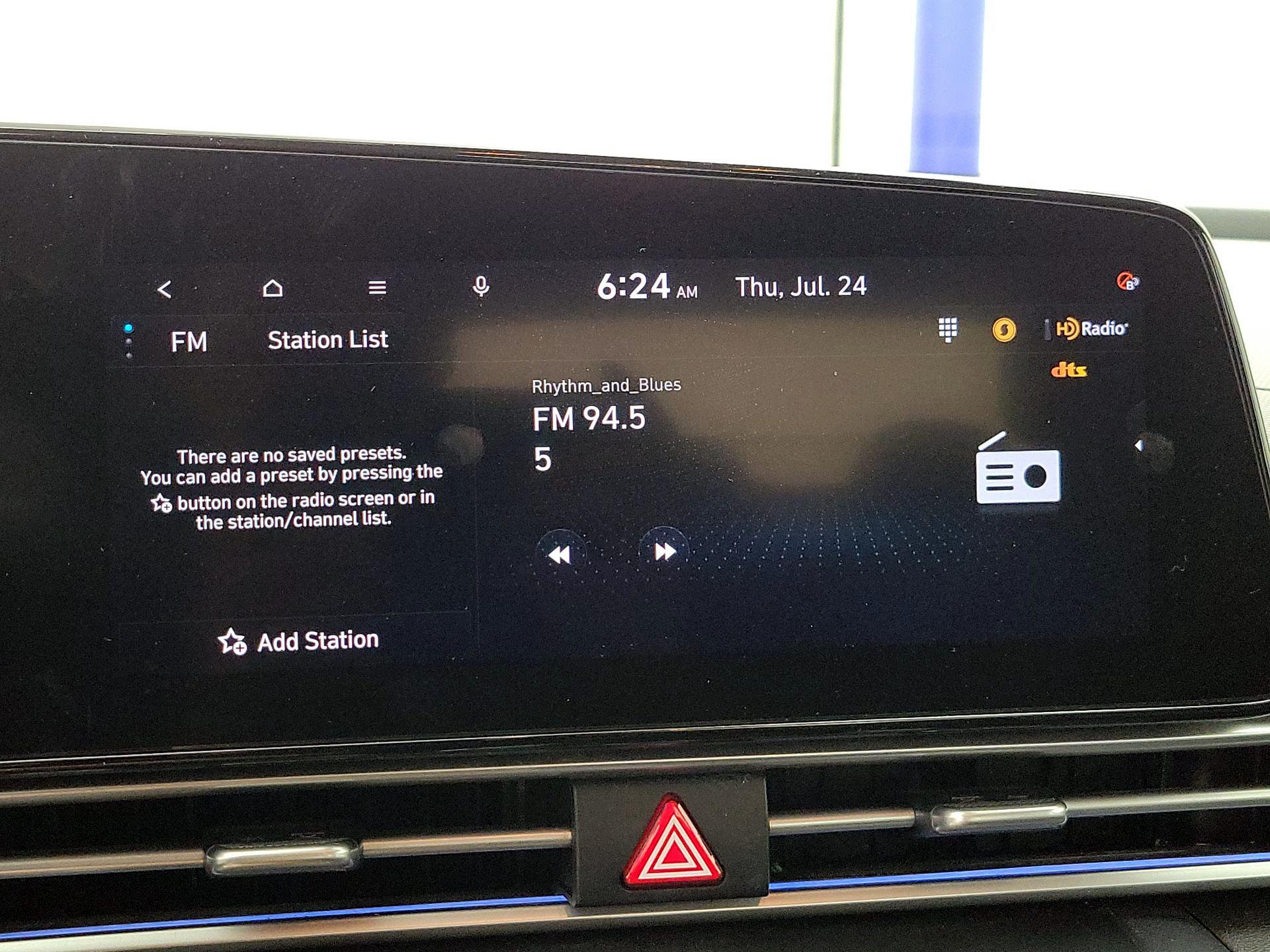 Thumbnail: 2022 Hyundai Elantra - 16