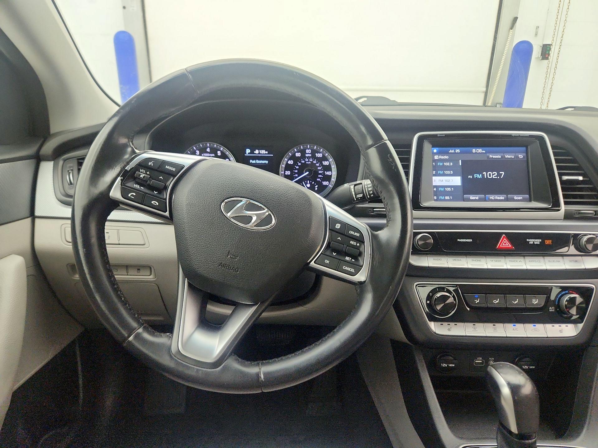 Thumbnail: 2018 Hyundai Sonata - 10