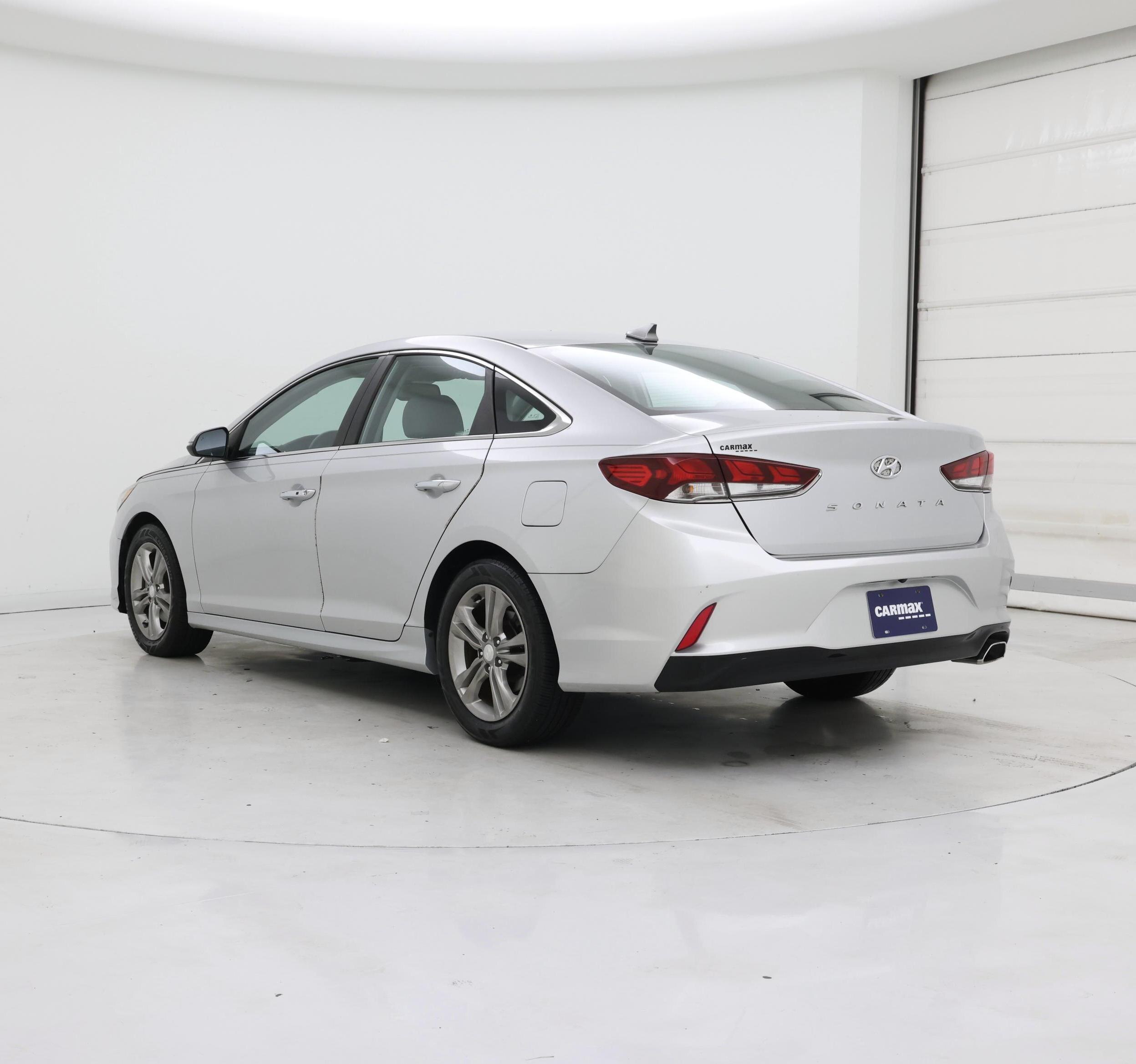 Thumbnail: 2018 Hyundai Sonata - 2