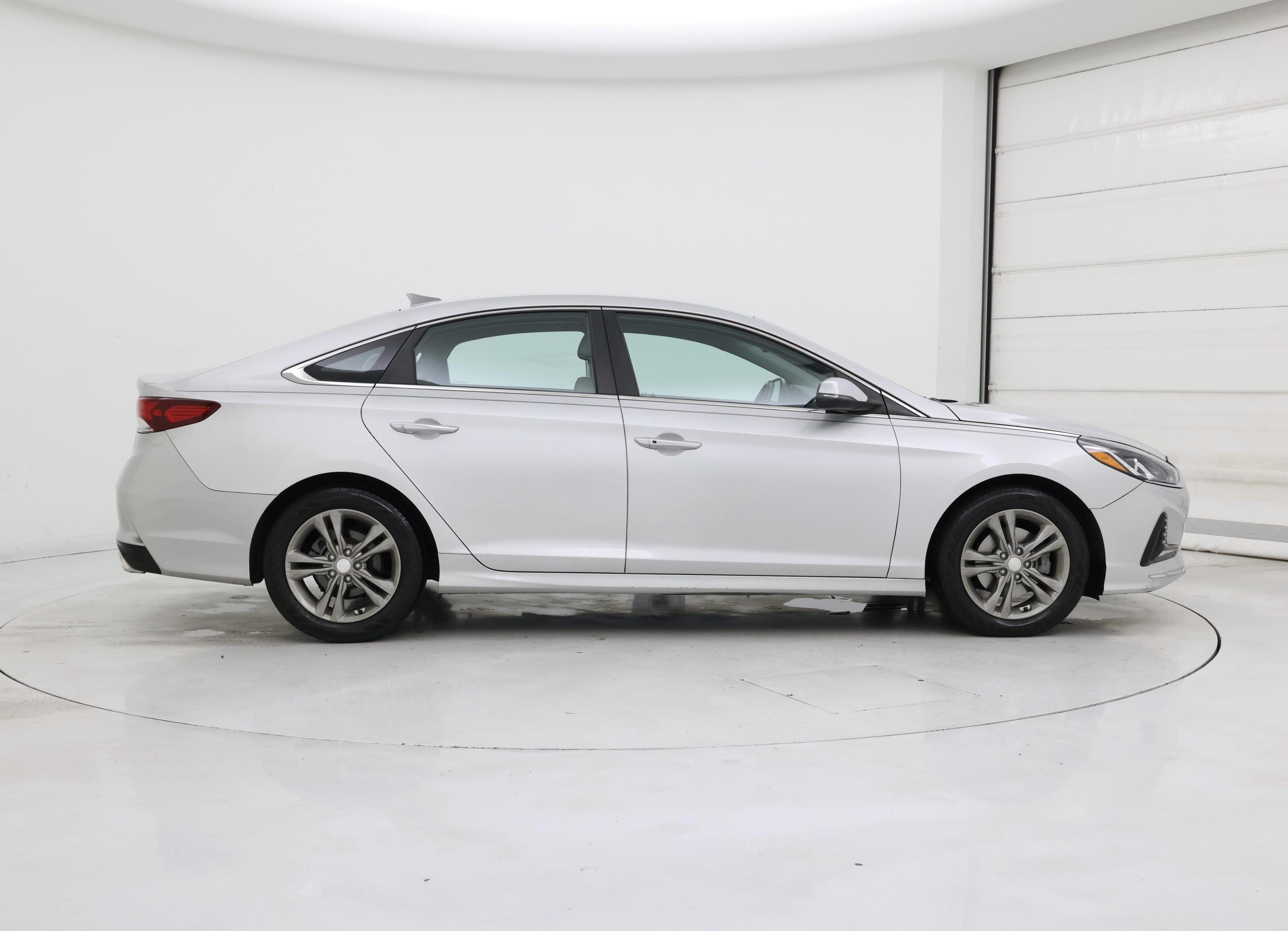 Thumbnail: 2018 Hyundai Sonata - 7