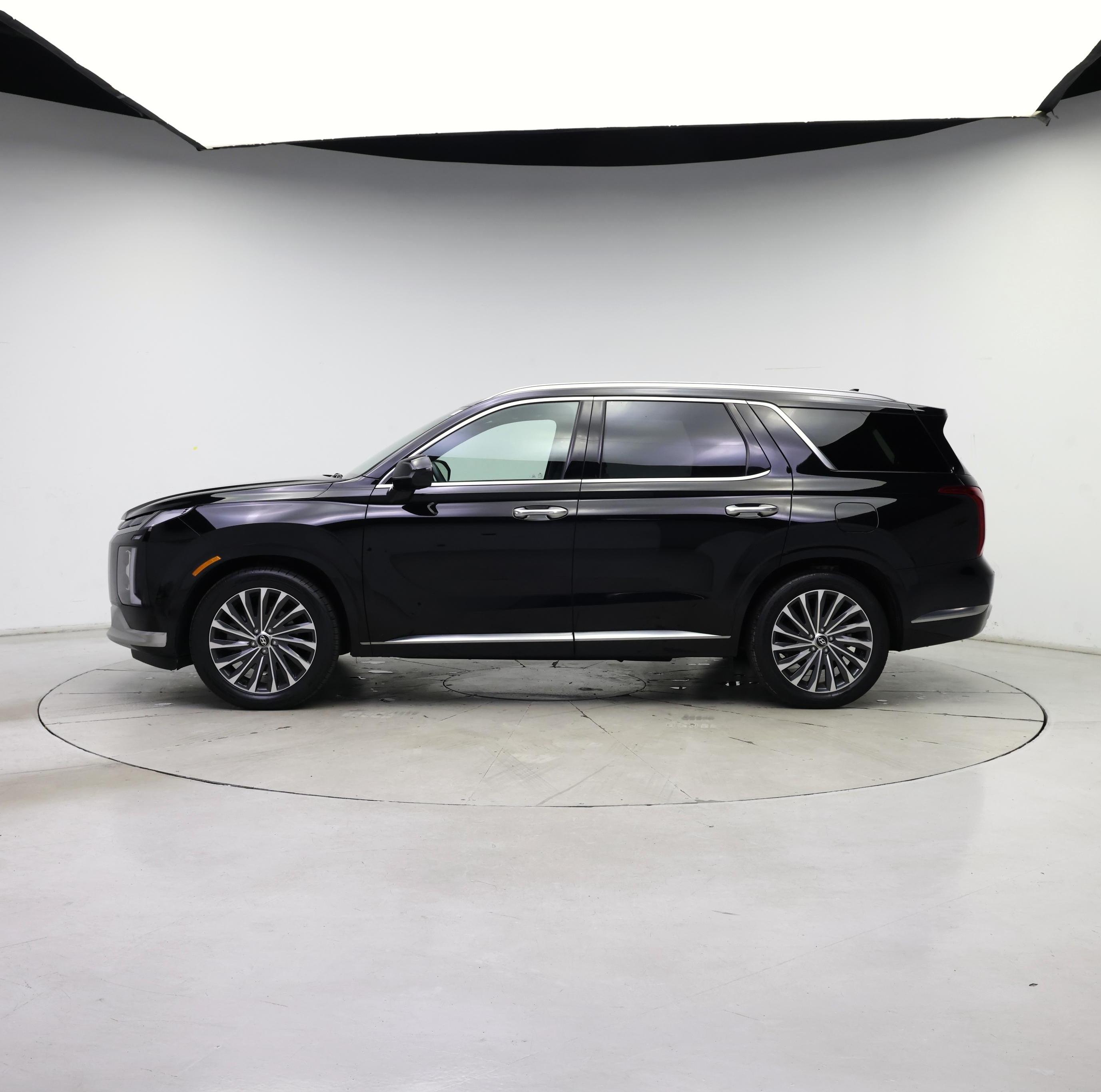 Thumbnail: 2023 Hyundai Palisade - 3