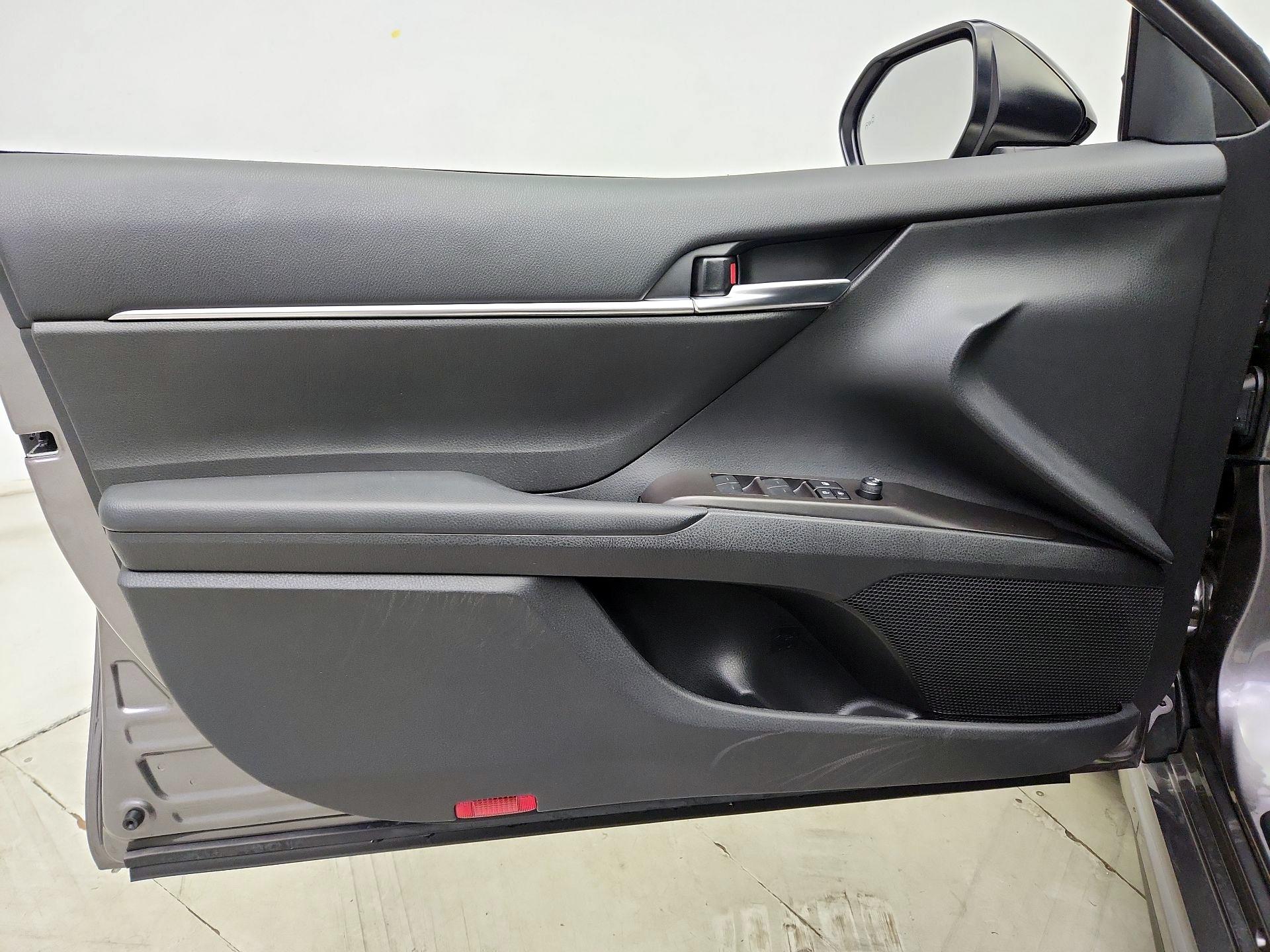 Thumbnail: 2024 Toyota Camry - 12