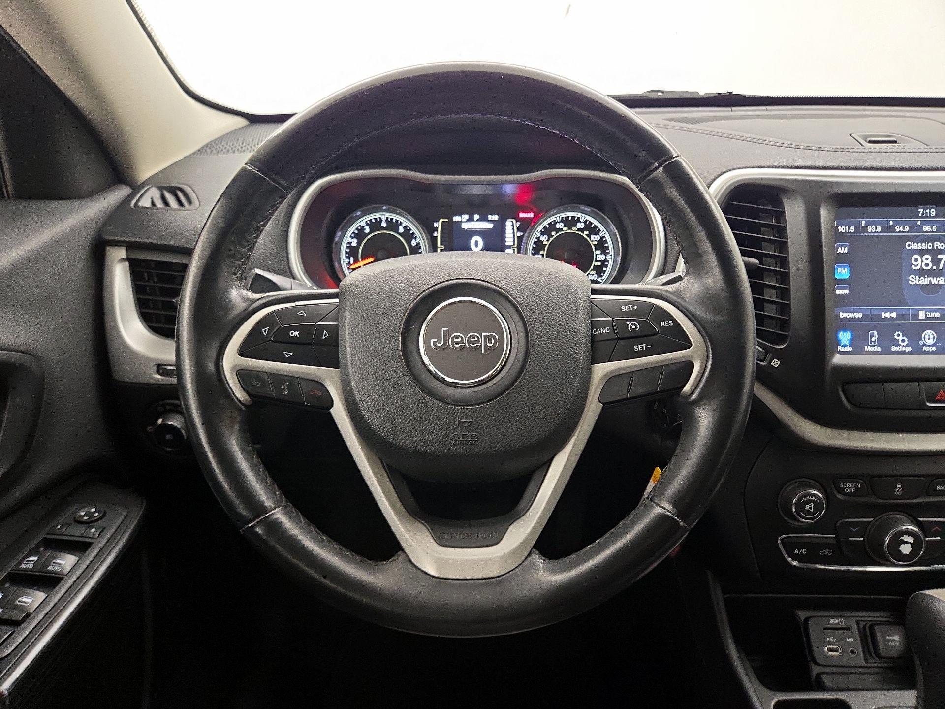 Thumbnail: 2014 Jeep Cherokee - 10