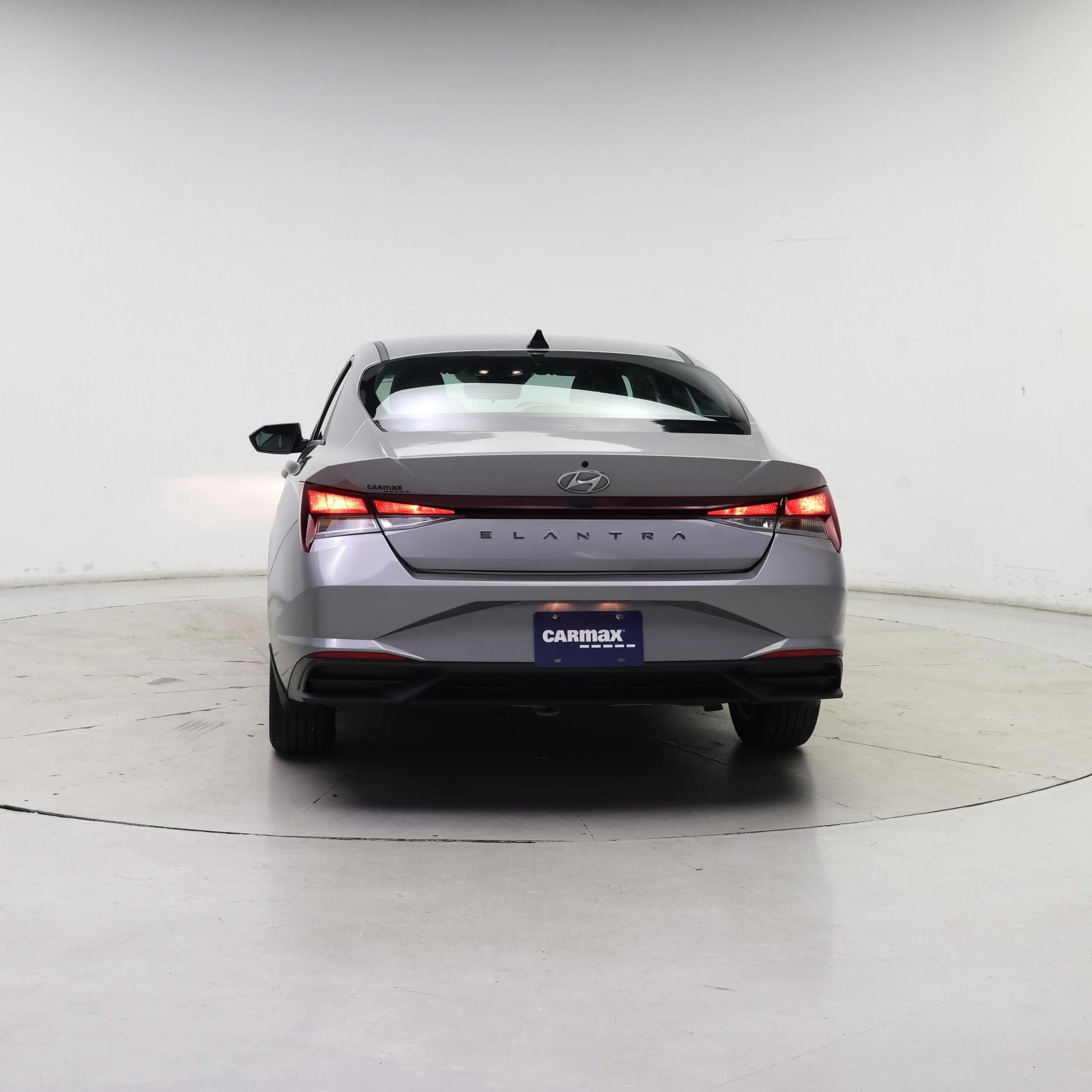 Thumbnail: 2023 Hyundai Elantra - 6