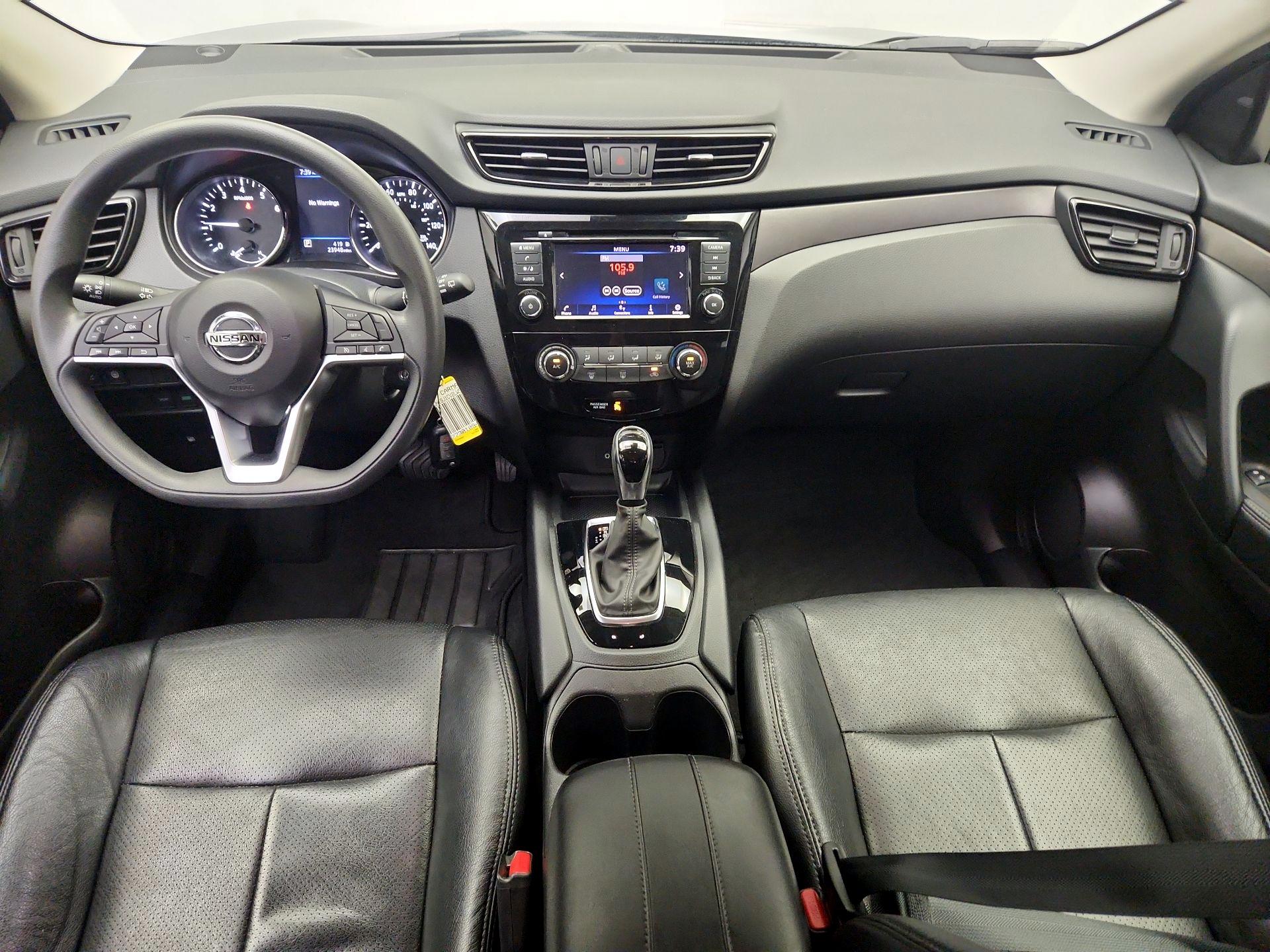 Thumbnail: 2020 Nissan Rogue Sport - 9