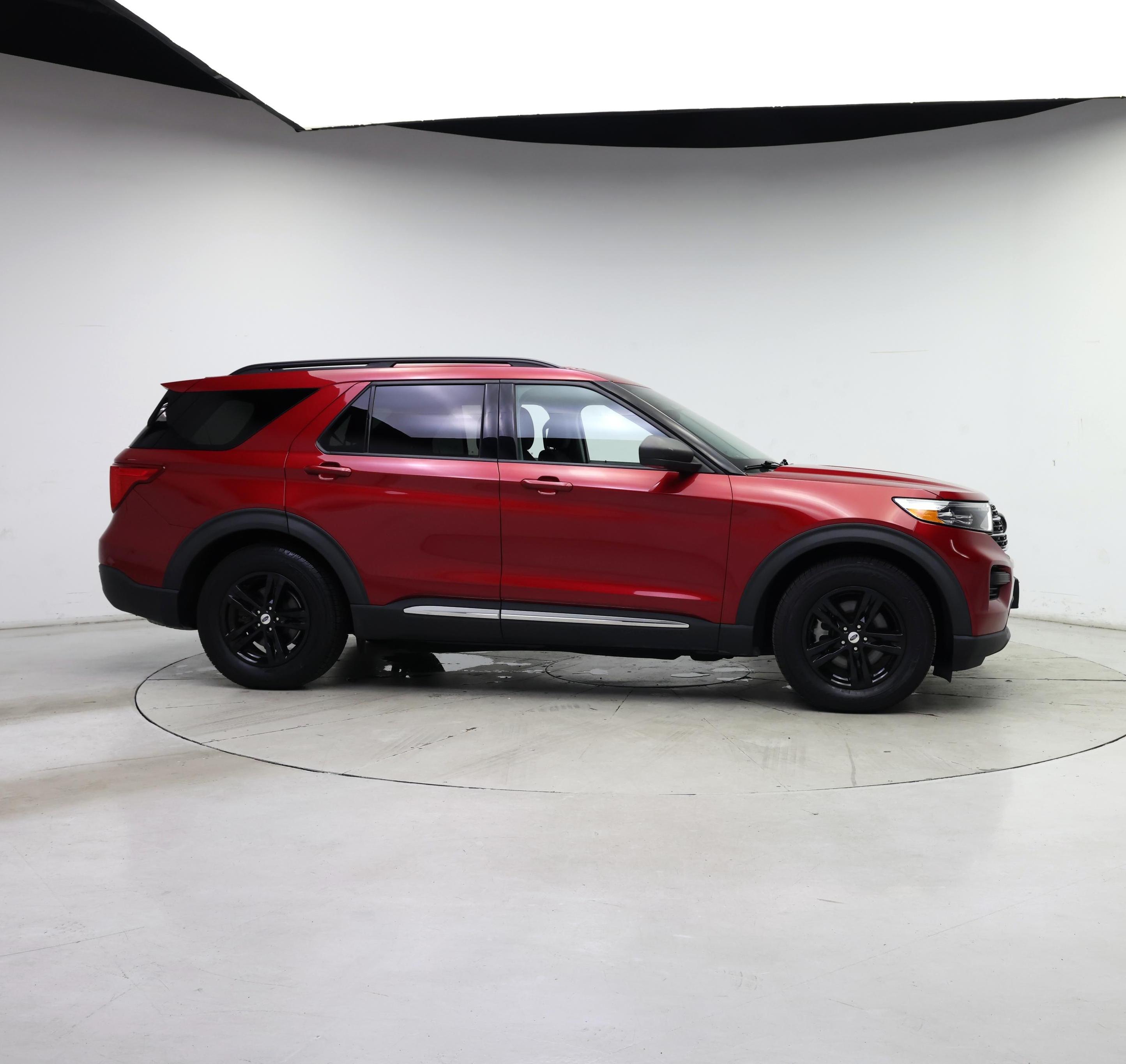 Thumbnail: 2021 Ford Explorer - 7