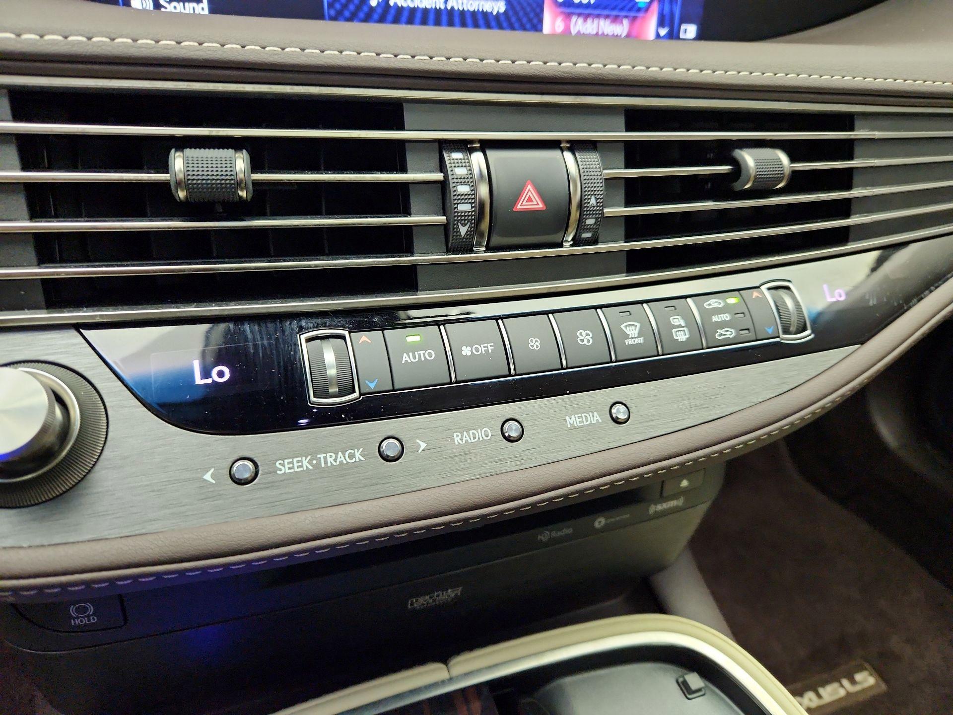 Thumbnail: 2019 Lexus LS - 17
