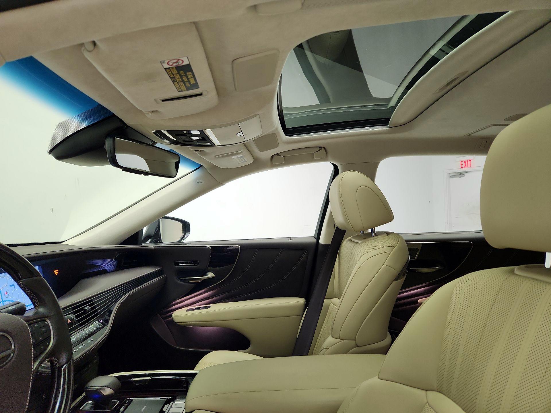Thumbnail: 2019 Lexus LS - 20