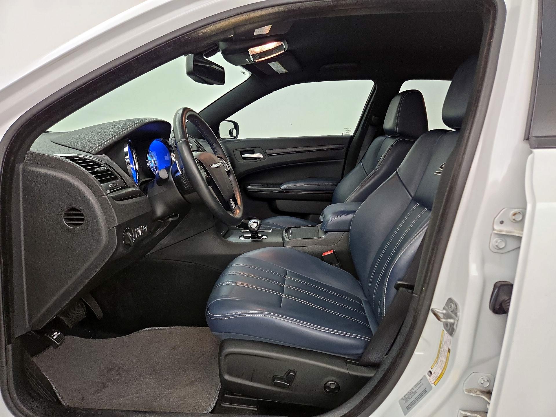 Thumbnail: 2014 Chrysler 300 - 11