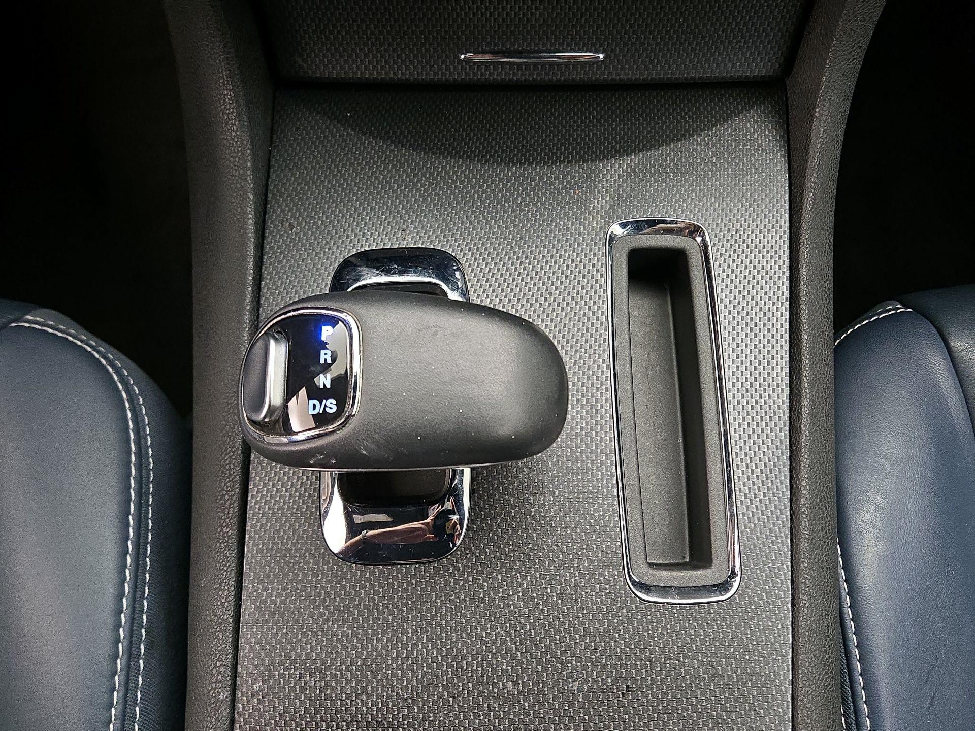 Thumbnail: 2014 Chrysler 300 - 18