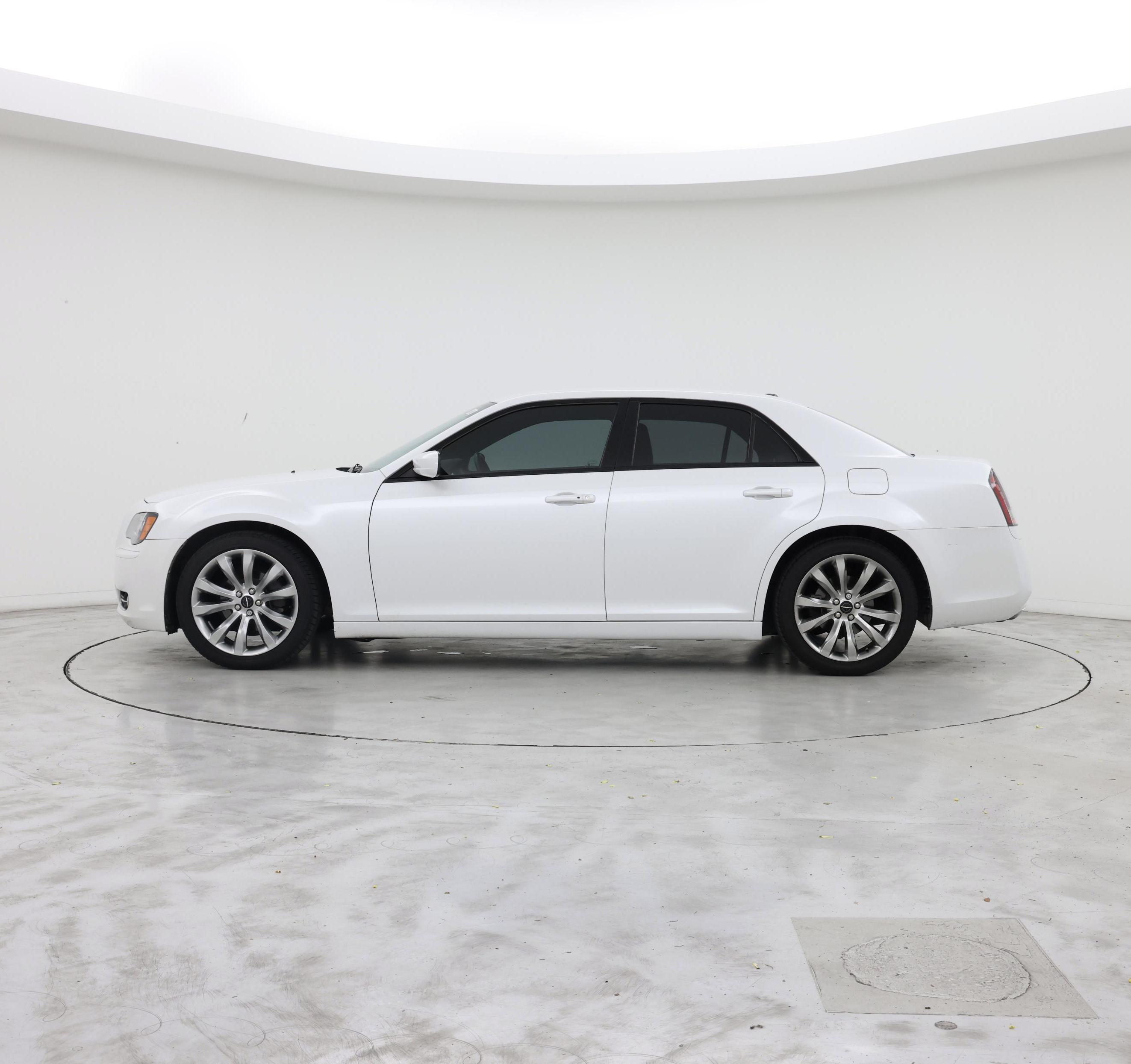 Thumbnail: 2014 Chrysler 300 - 3