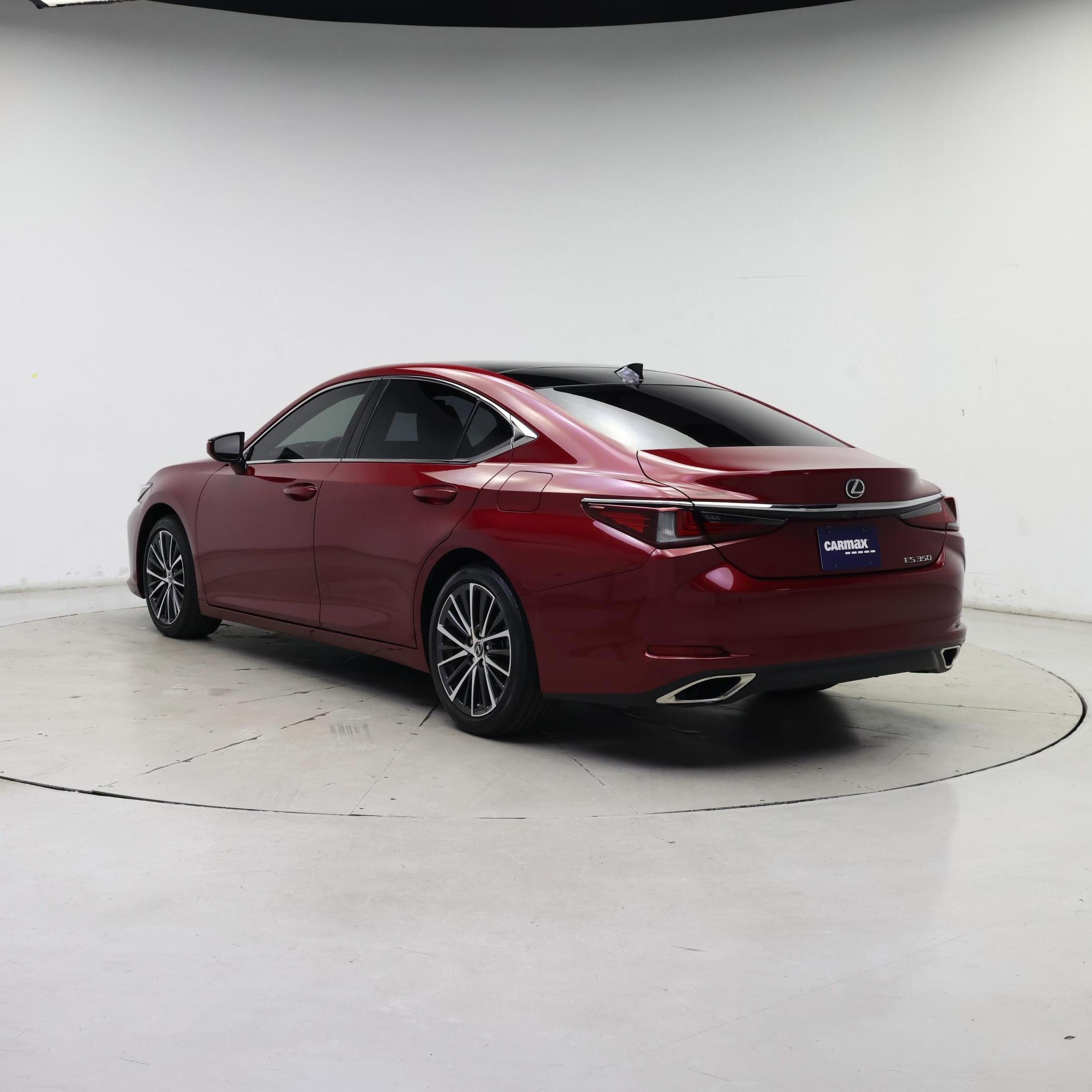 Thumbnail: 2023 Lexus ES - 2