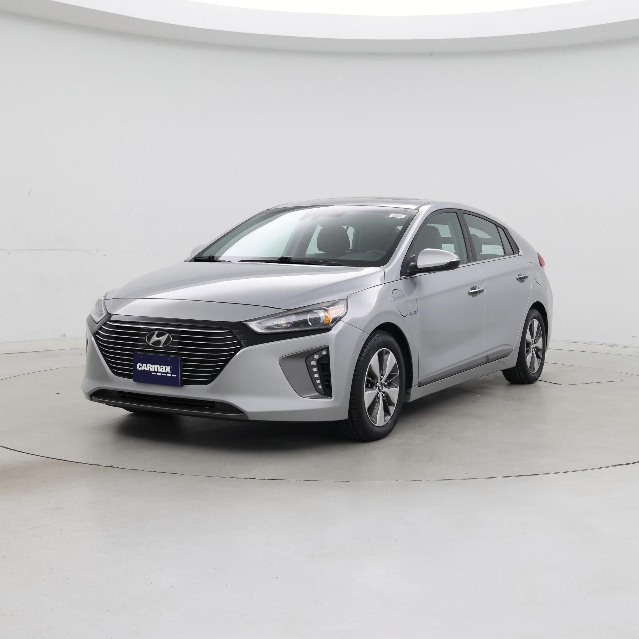 Thumbnail: 2019 Hyundai Ioniq - 4