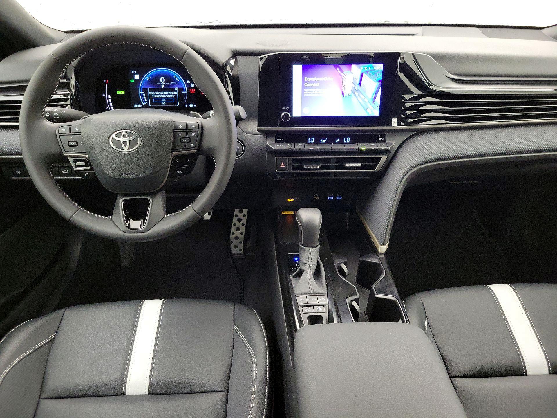 Thumbnail: 2025 Toyota Camry - 9