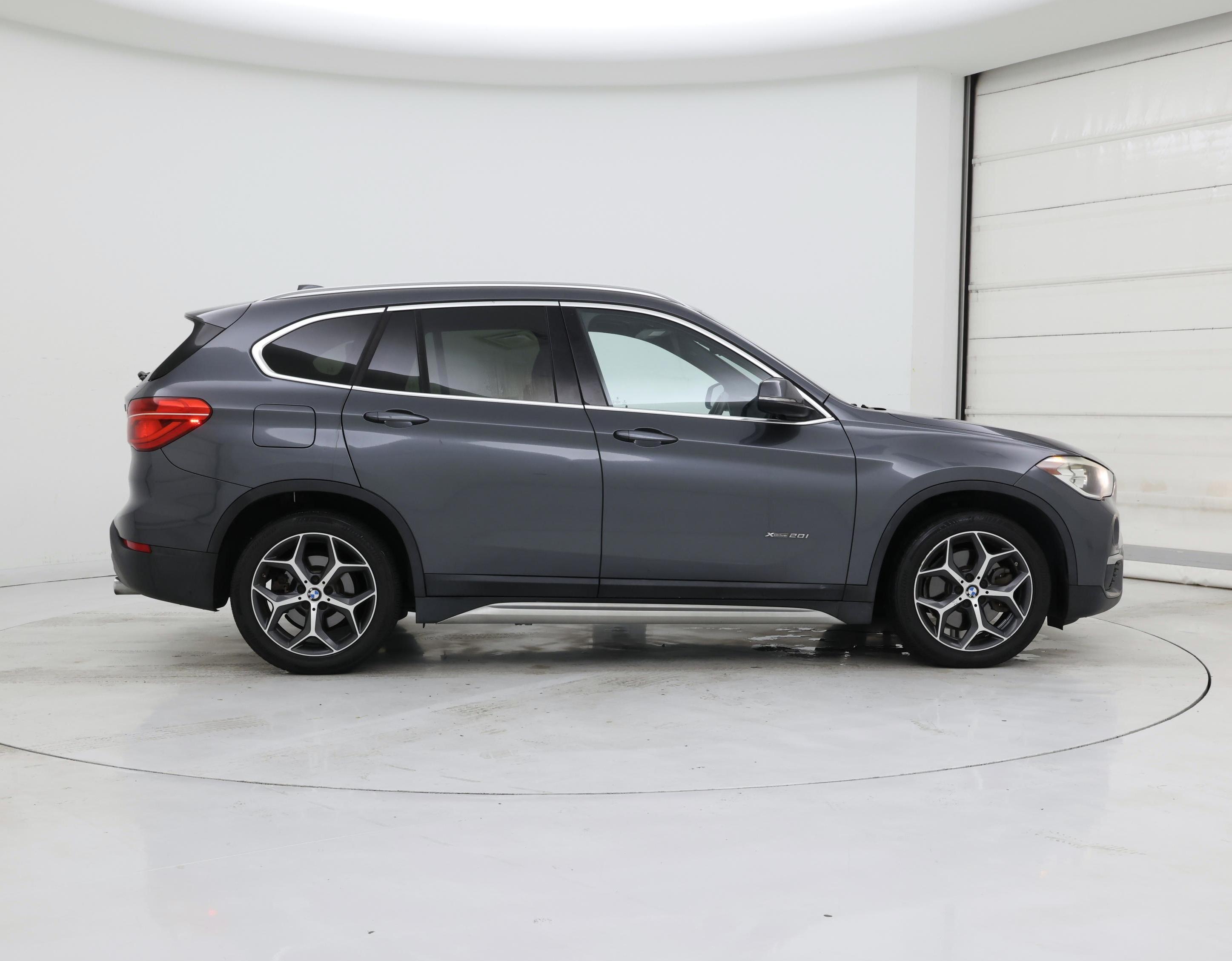 Thumbnail: 2016 BMW X1 - 7