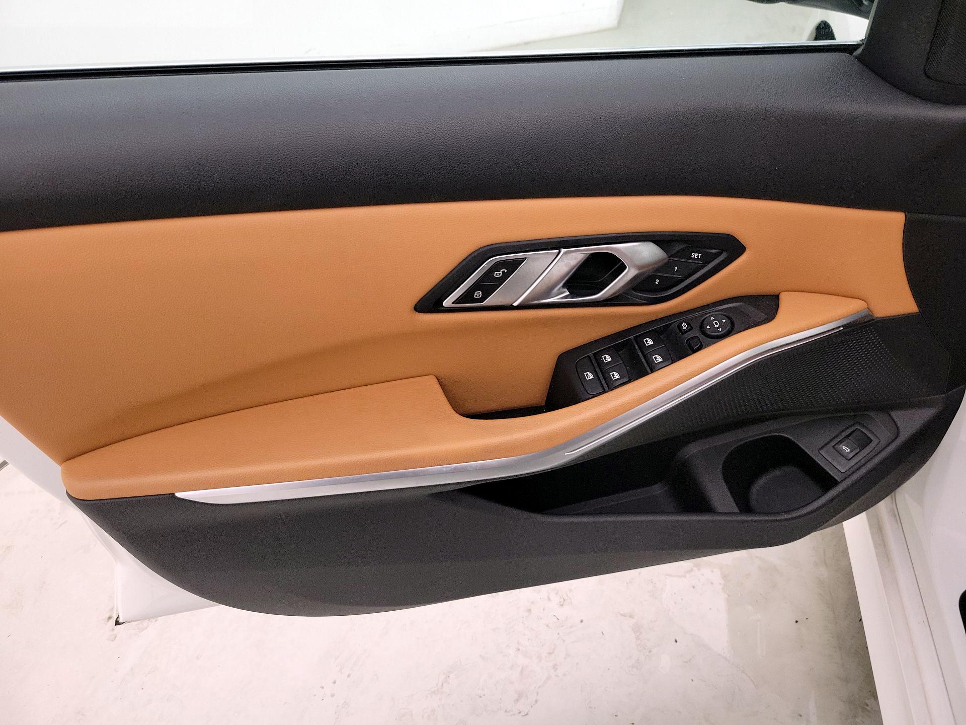 Thumbnail: 2022 BMW 3 Series - 12