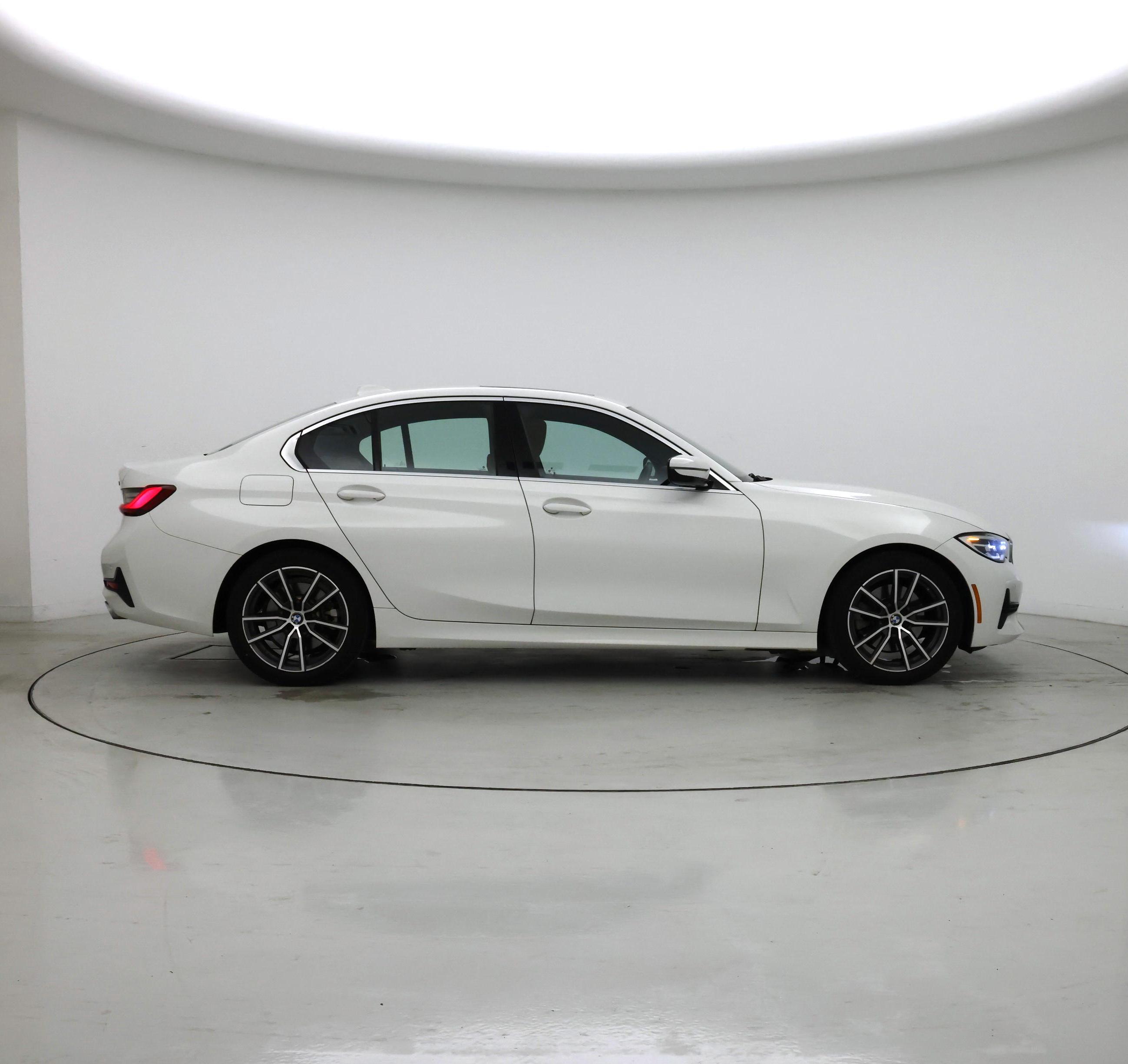 Thumbnail: 2022 BMW 3 Series - 7