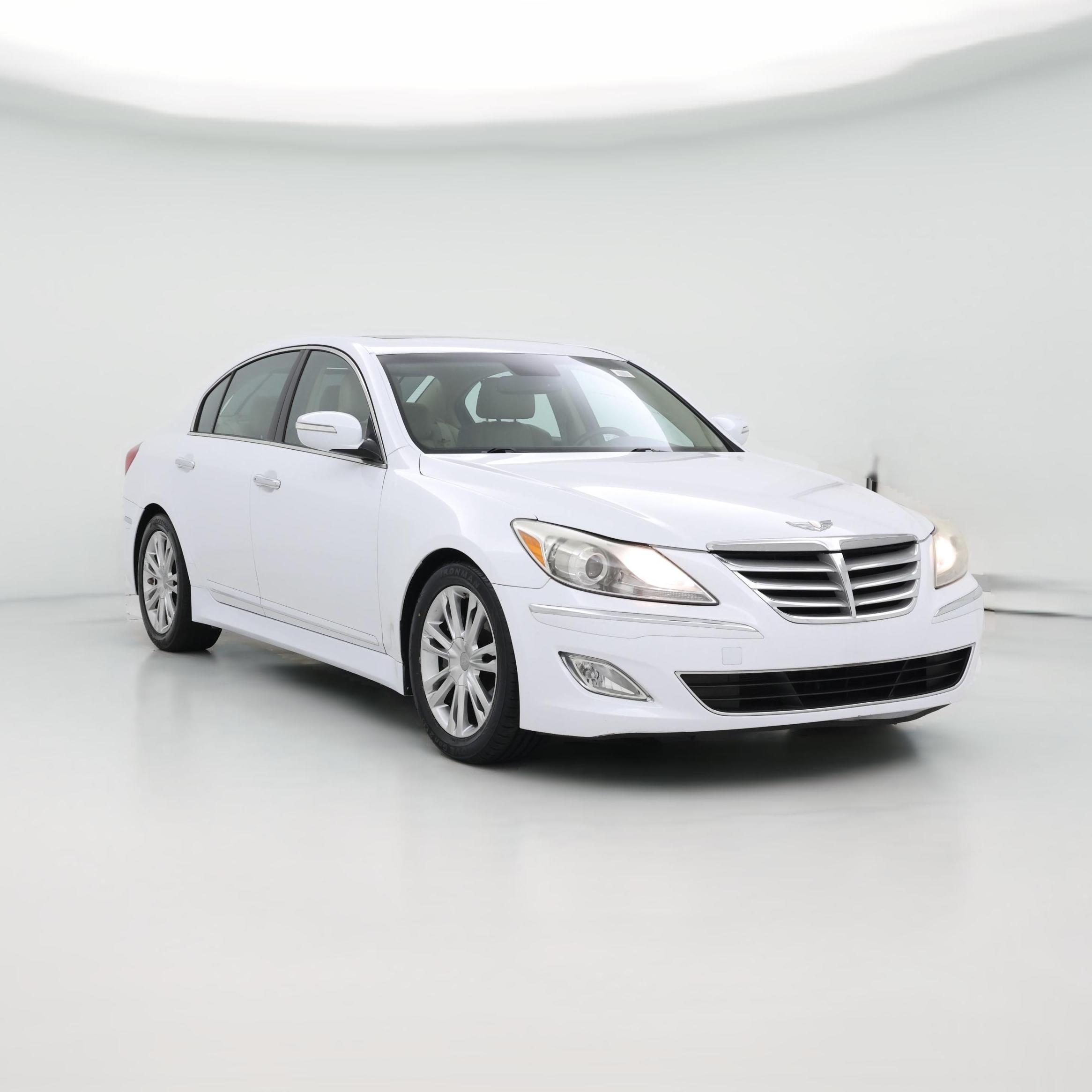 Thumbnail: 2013 Hyundai Genesis - 1