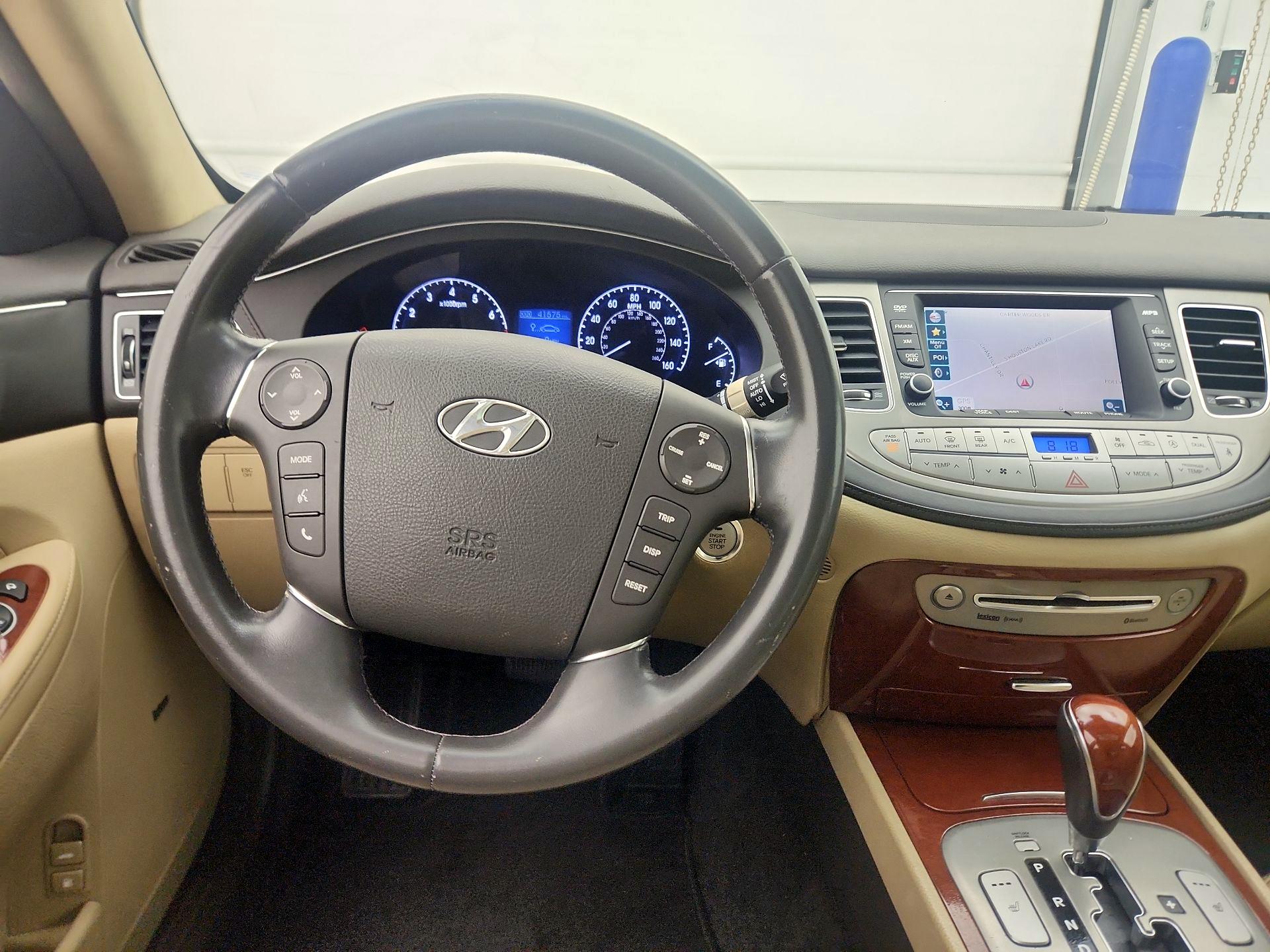 Thumbnail: 2013 Hyundai Genesis - 10