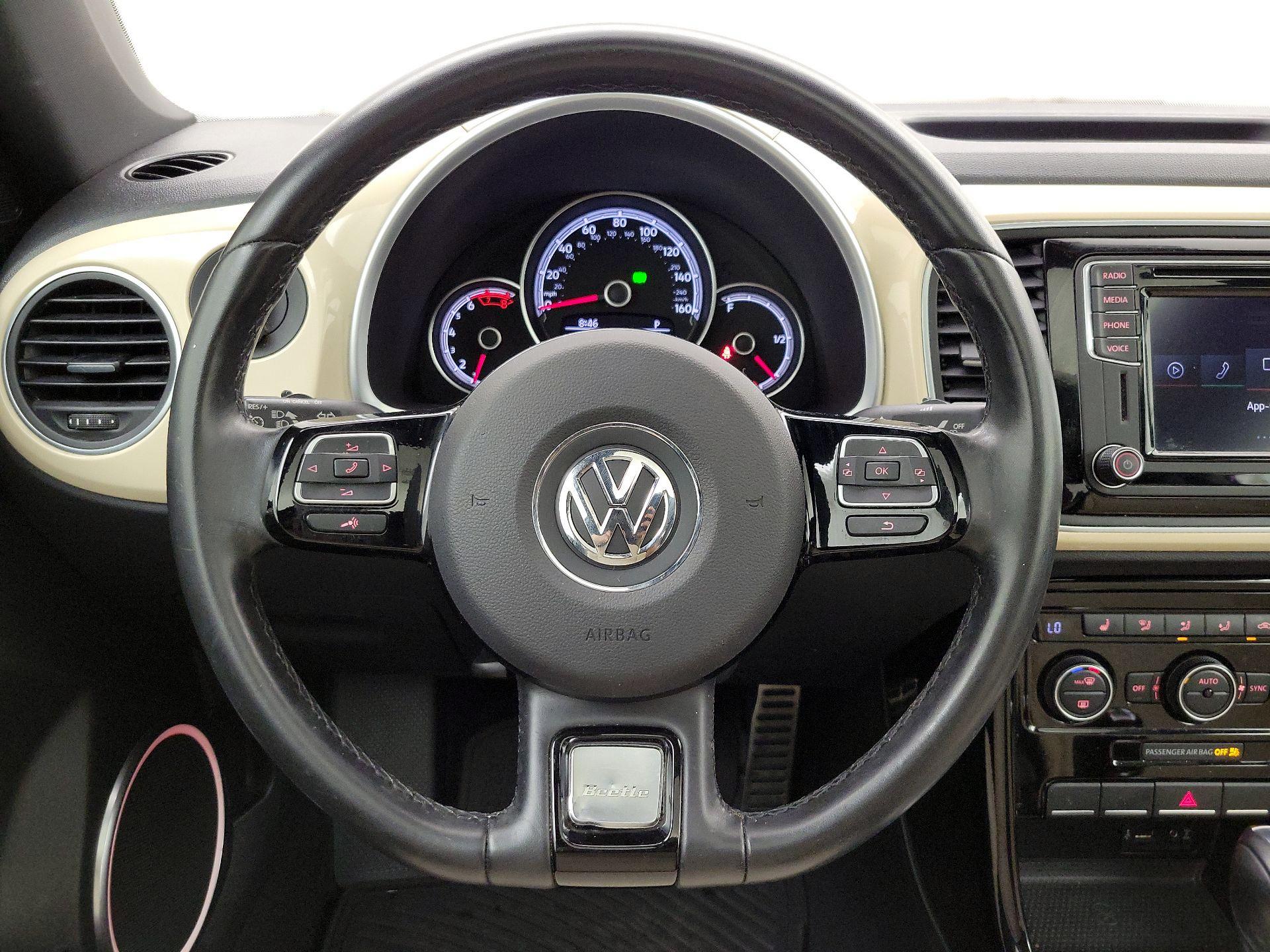 Thumbnail: 2019 Volkswagen Beetle - 10