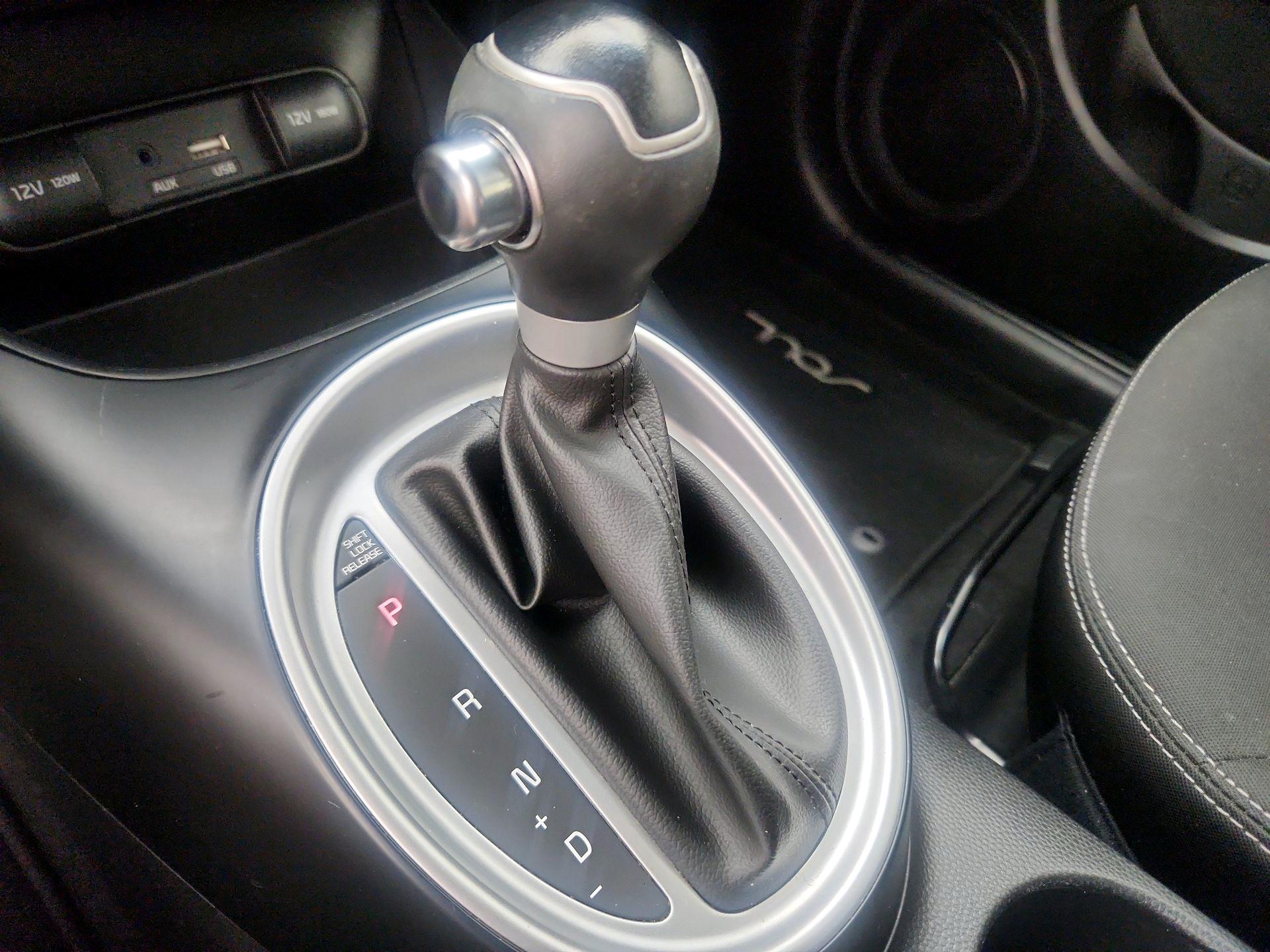 Thumbnail: 2018 Kia Soul - 16
