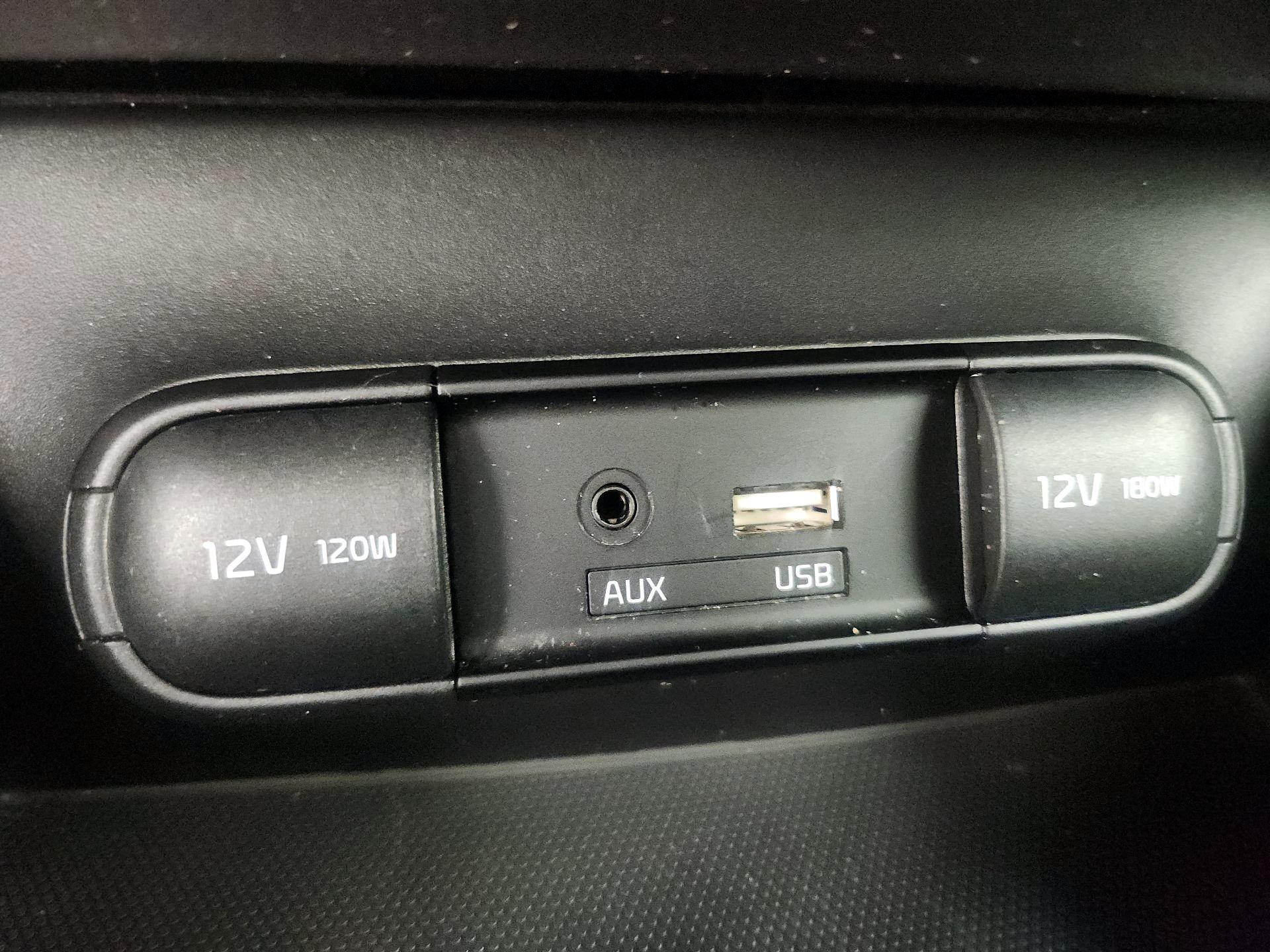 Thumbnail: 2018 Kia Soul - 17
