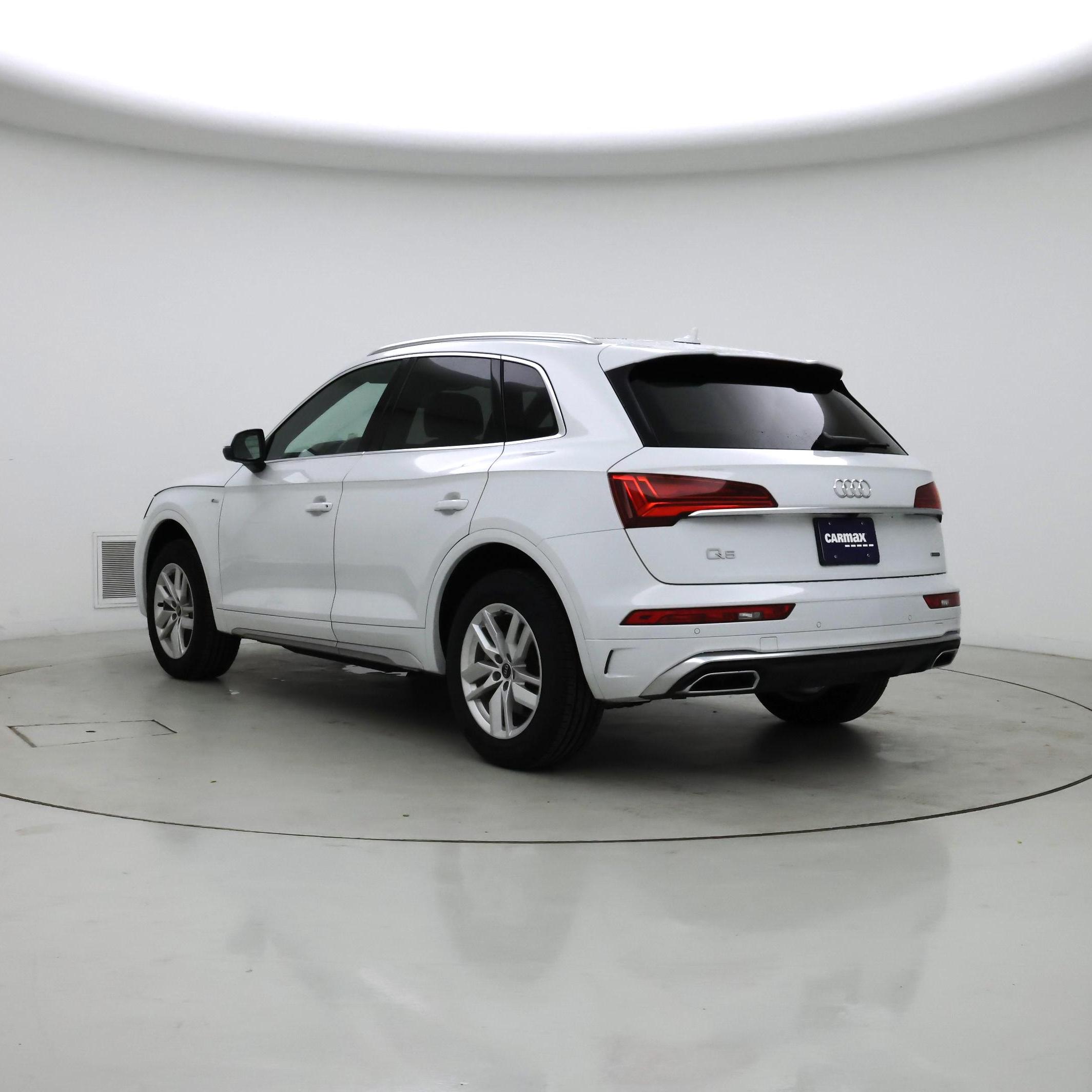 Thumbnail: 2023 Audi Q5 - 2