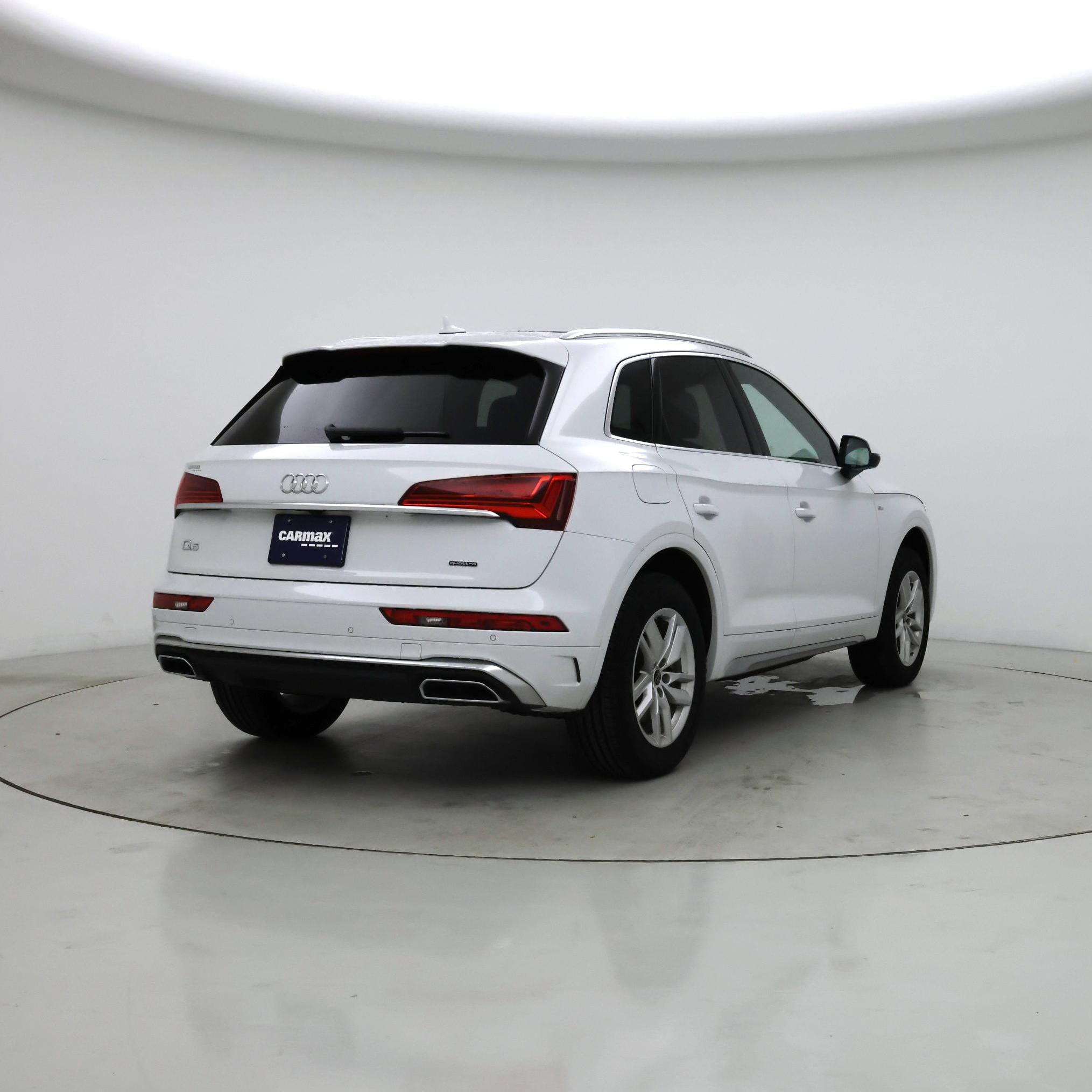 Thumbnail: 2023 Audi Q5 - 8