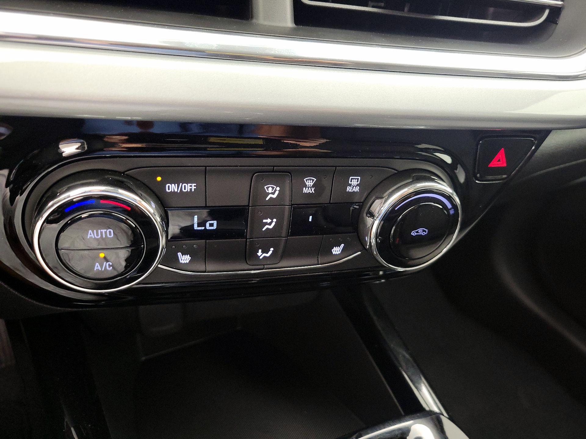 Thumbnail: 2025 Chevrolet Trax - 16