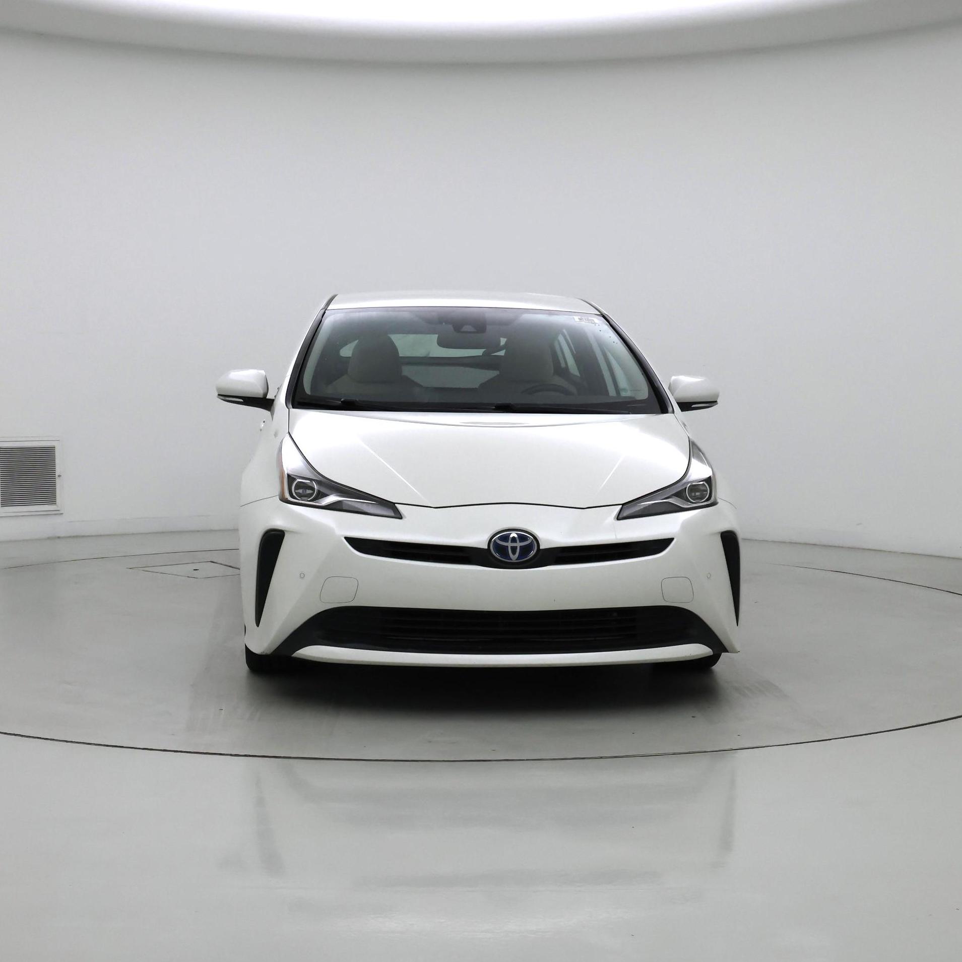 Thumbnail: 2019 Toyota Prius - 5