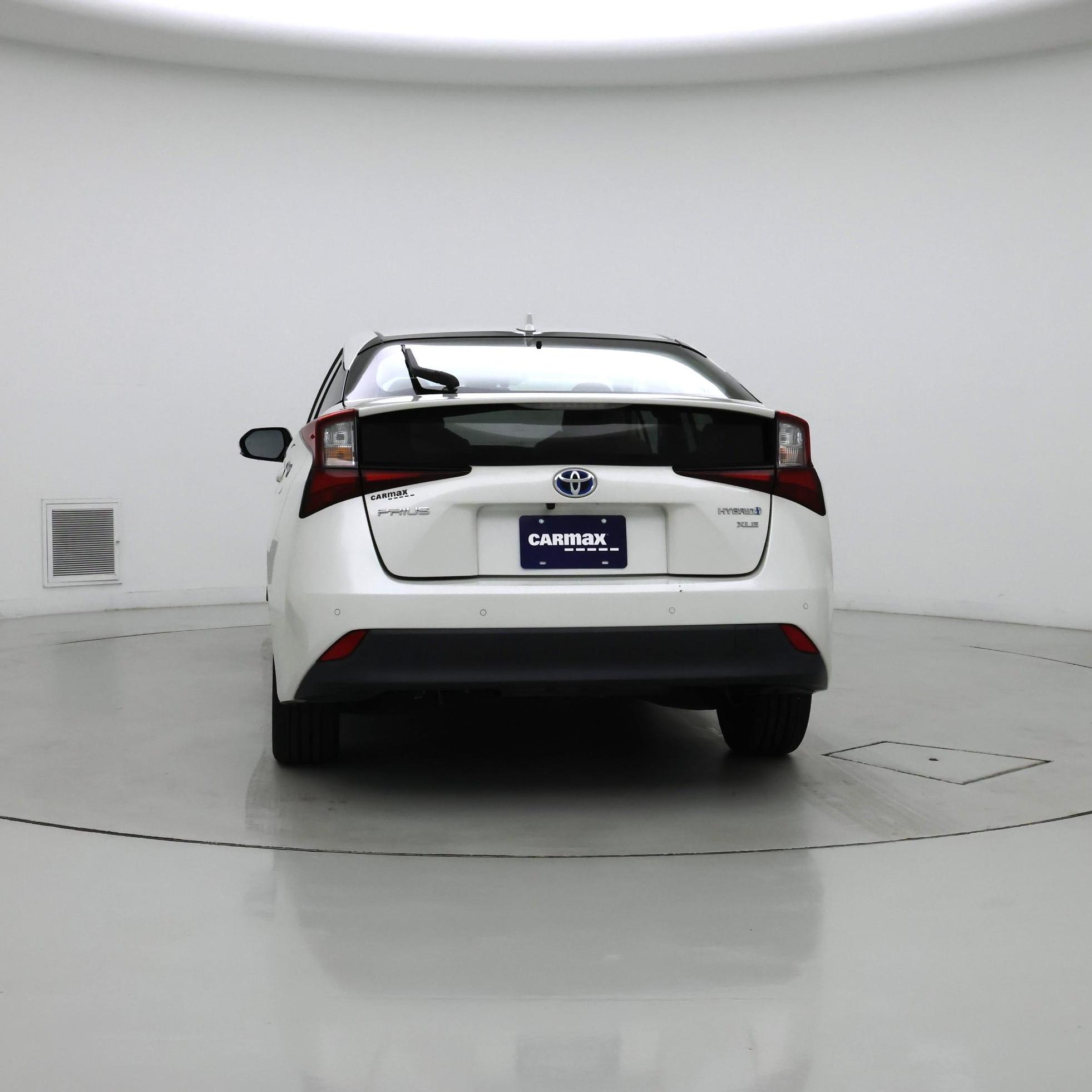 Thumbnail: 2019 Toyota Prius - 6