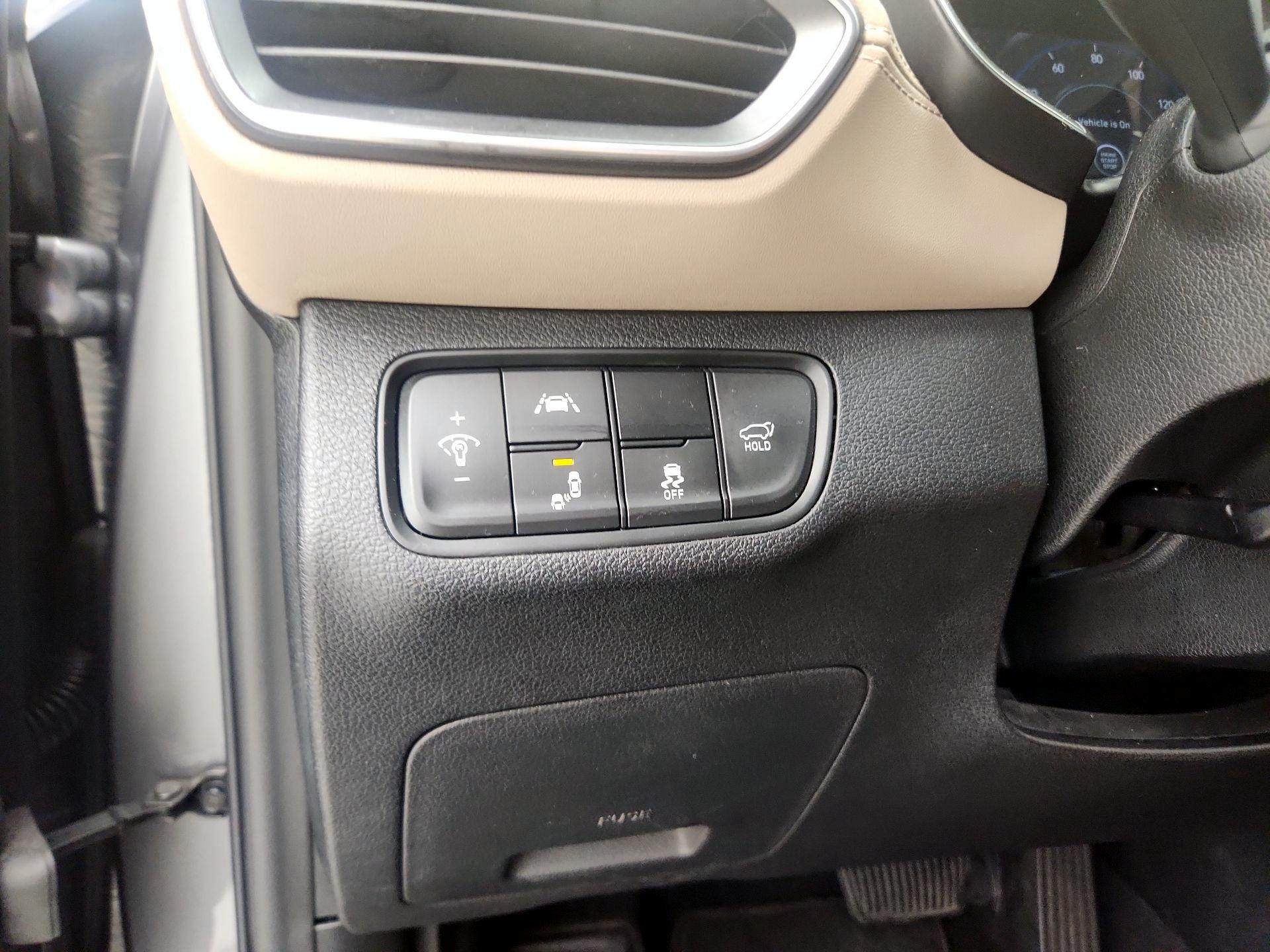 Thumbnail: 2019 Hyundai Santa Fe - 13