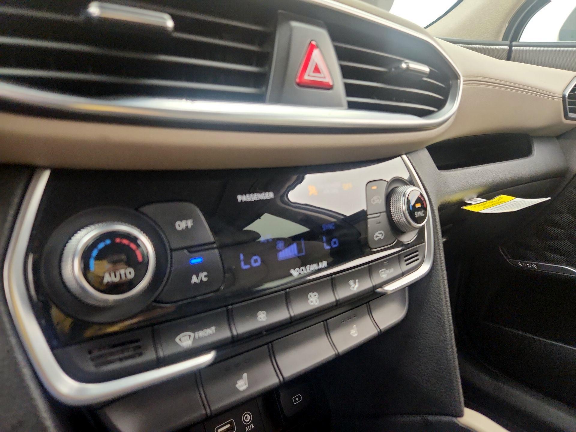 Thumbnail: 2019 Hyundai Santa Fe - 16